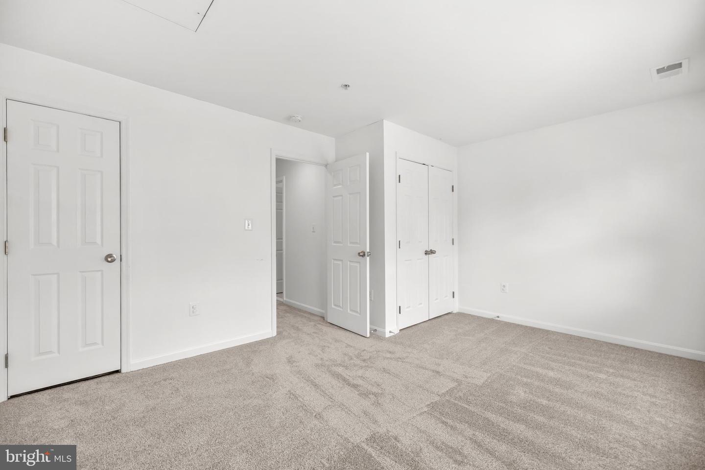 182 MARTIN LN, ALEXANDRIA, Virginia 22304, 3 Bedrooms Bedrooms, ,2 BathroomsBathrooms,Residential,For sale,182 MARTIN LN,VAAX2053058 MLS # VAAX2053058