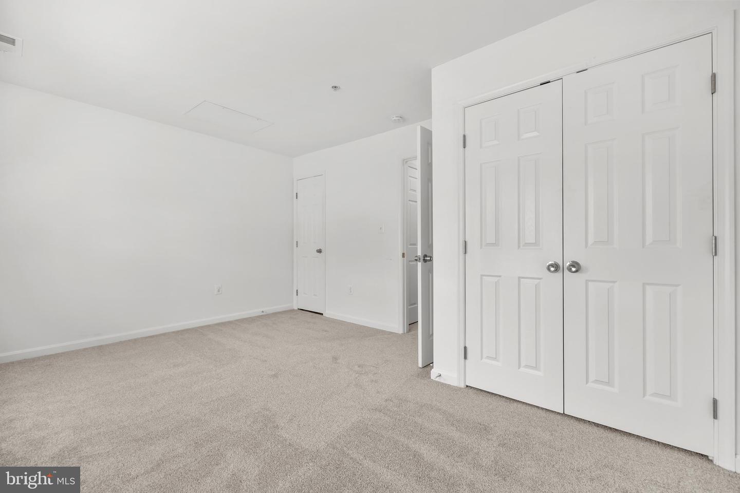 182 MARTIN LN, ALEXANDRIA, Virginia 22304, 3 Bedrooms Bedrooms, ,2 BathroomsBathrooms,Residential,For sale,182 MARTIN LN,VAAX2053058 MLS # VAAX2053058