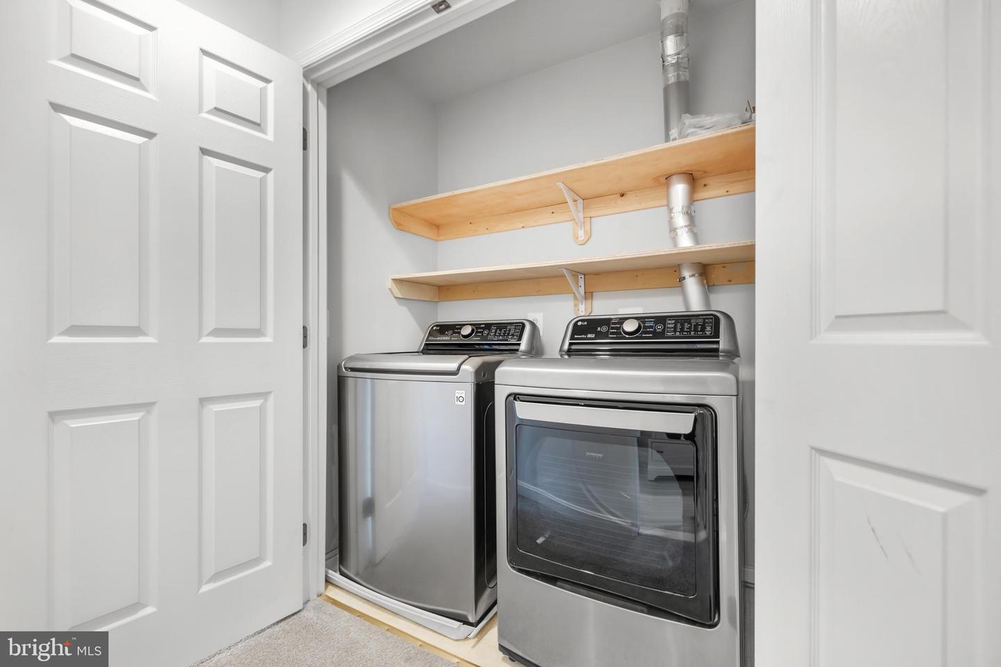 182 MARTIN LN, ALEXANDRIA, Virginia 22304, 3 Bedrooms Bedrooms, ,2 BathroomsBathrooms,Residential,For sale,182 MARTIN LN,VAAX2053058 MLS # VAAX2053058