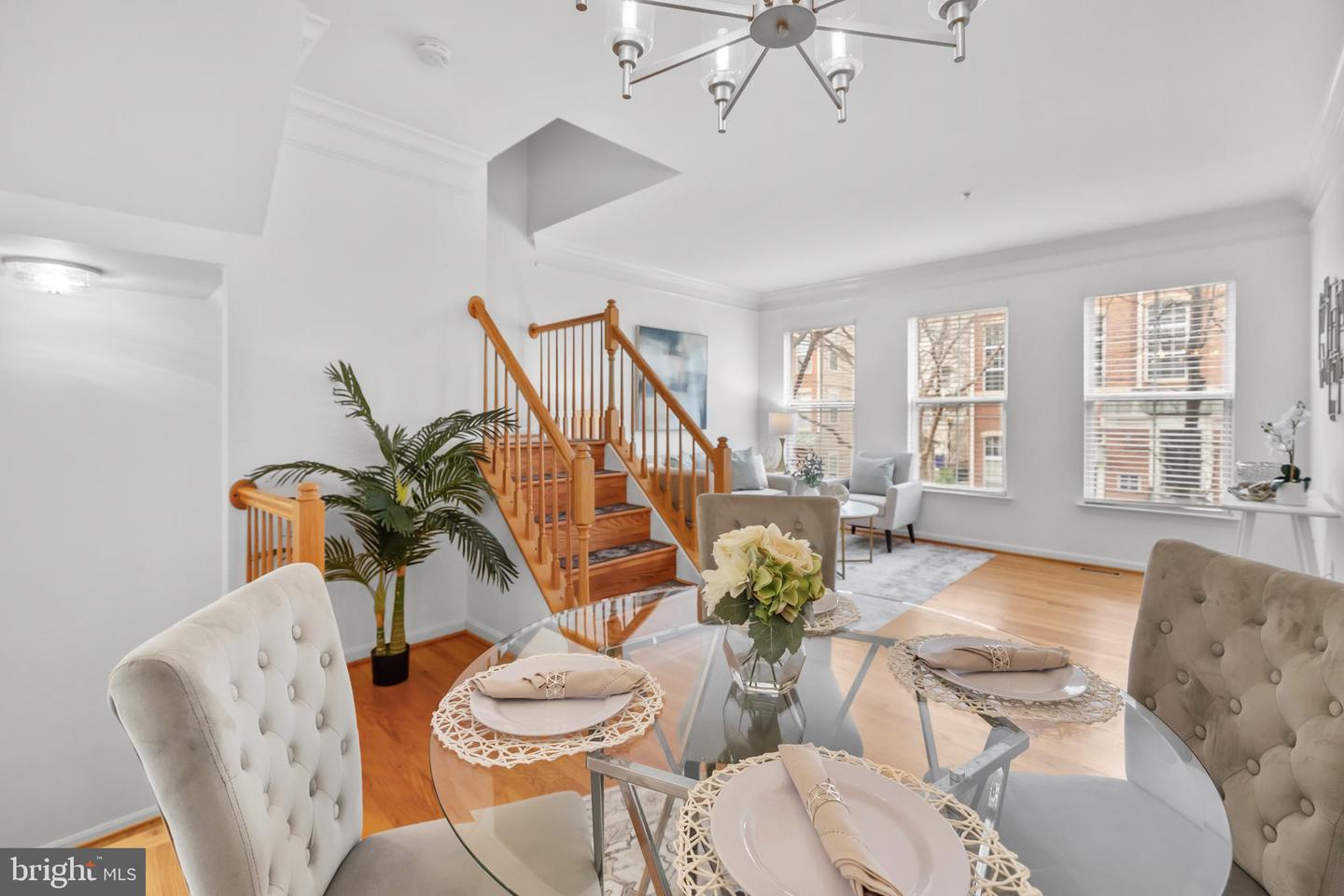 182 MARTIN LN, ALEXANDRIA, Virginia 22304, 3 Bedrooms Bedrooms, ,2 BathroomsBathrooms,Residential,For sale,182 MARTIN LN,VAAX2053058 MLS # VAAX2053058