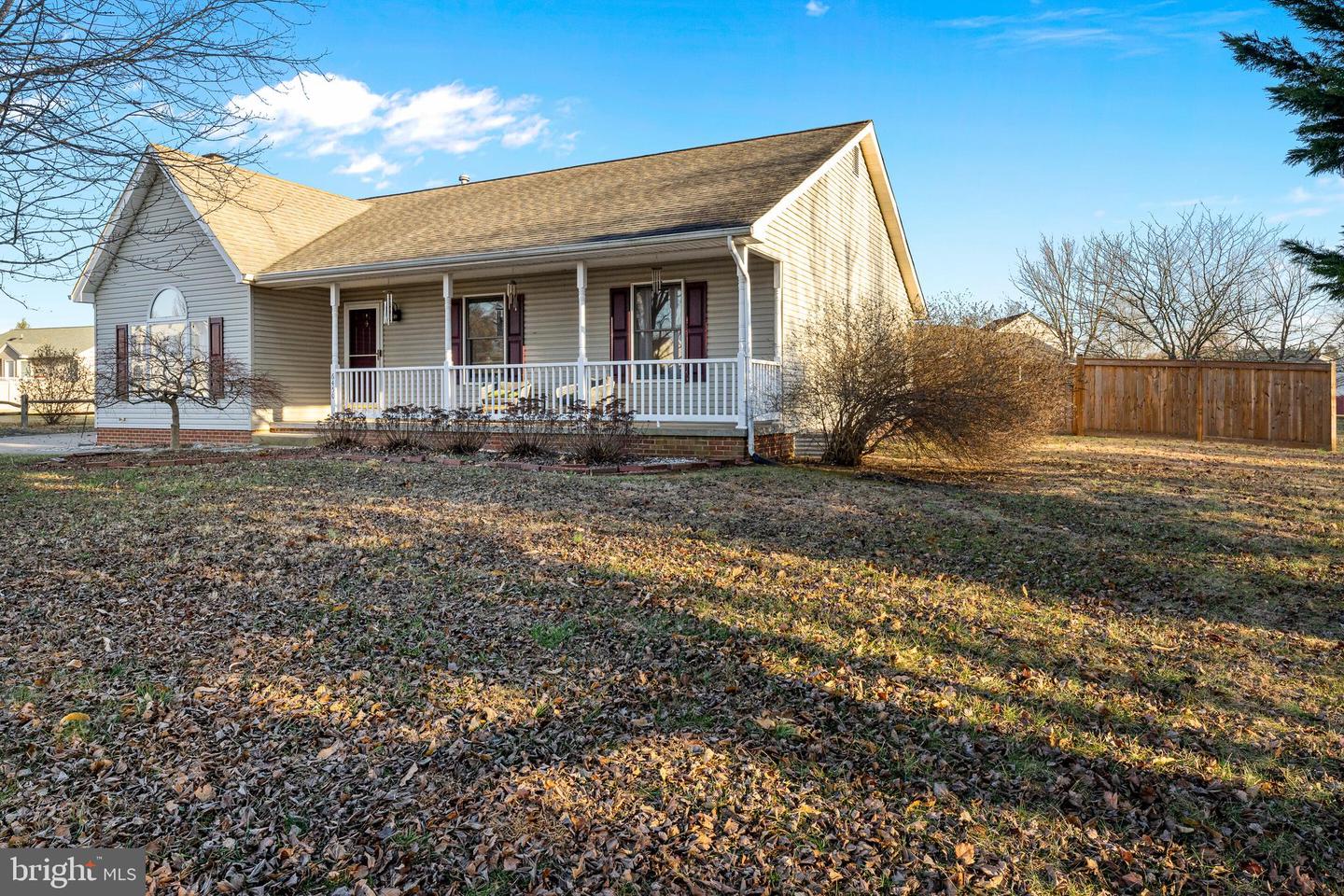 6450 WATERDALE CT, BEALETON, Virginia 22712, 3 Bedrooms Bedrooms, ,2 BathroomsBathrooms,Residential,For sale,6450 WATERDALE CT,VAFQ2020114 MLS # VAFQ2020114