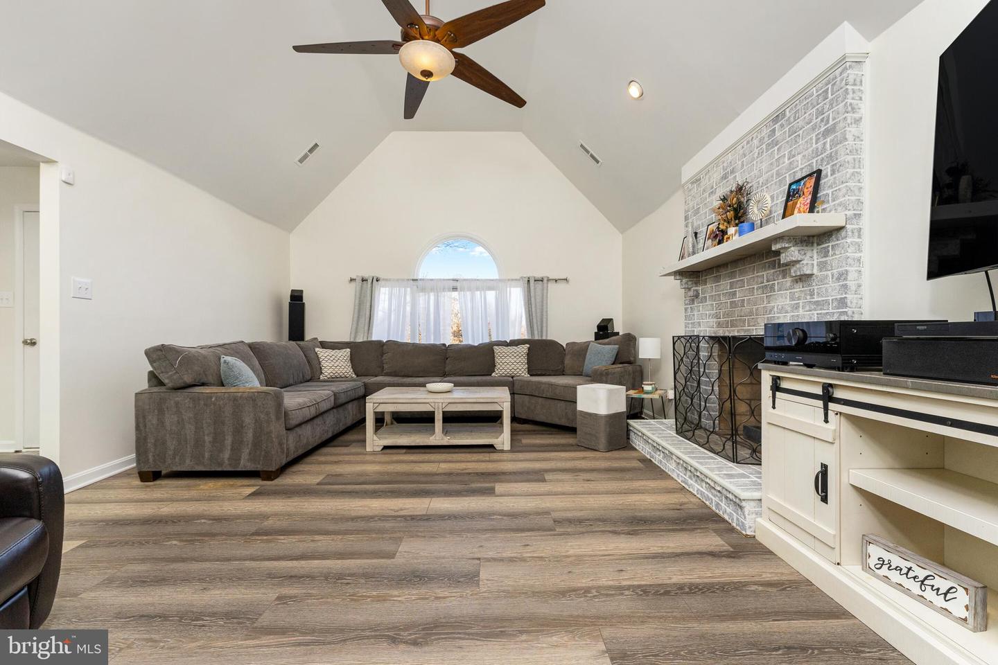 6450 WATERDALE CT, BEALETON, Virginia 22712, 3 Bedrooms Bedrooms, ,2 BathroomsBathrooms,Residential,For sale,6450 WATERDALE CT,VAFQ2020114 MLS # VAFQ2020114