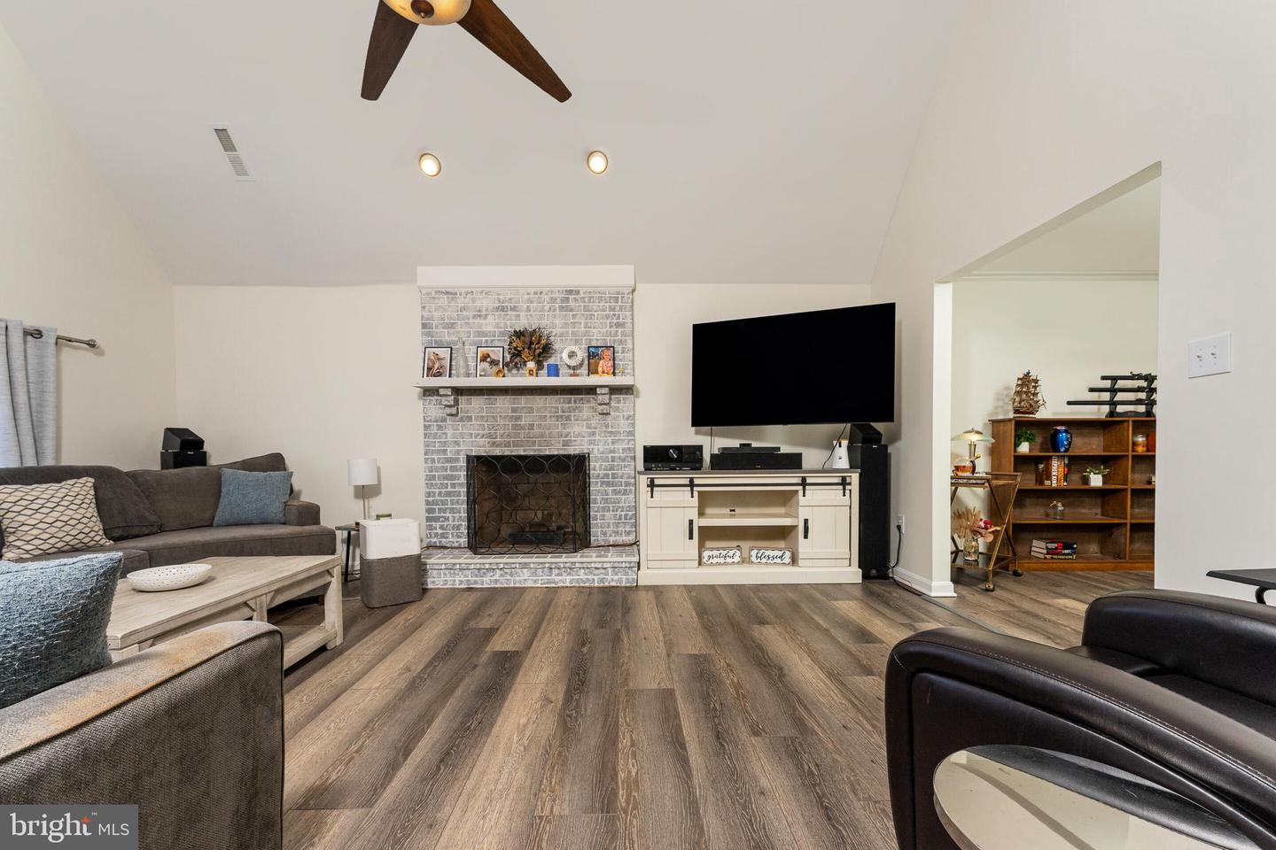 6450 WATERDALE CT, BEALETON, Virginia 22712, 3 Bedrooms Bedrooms, ,2 BathroomsBathrooms,Residential,For sale,6450 WATERDALE CT,VAFQ2020114 MLS # VAFQ2020114