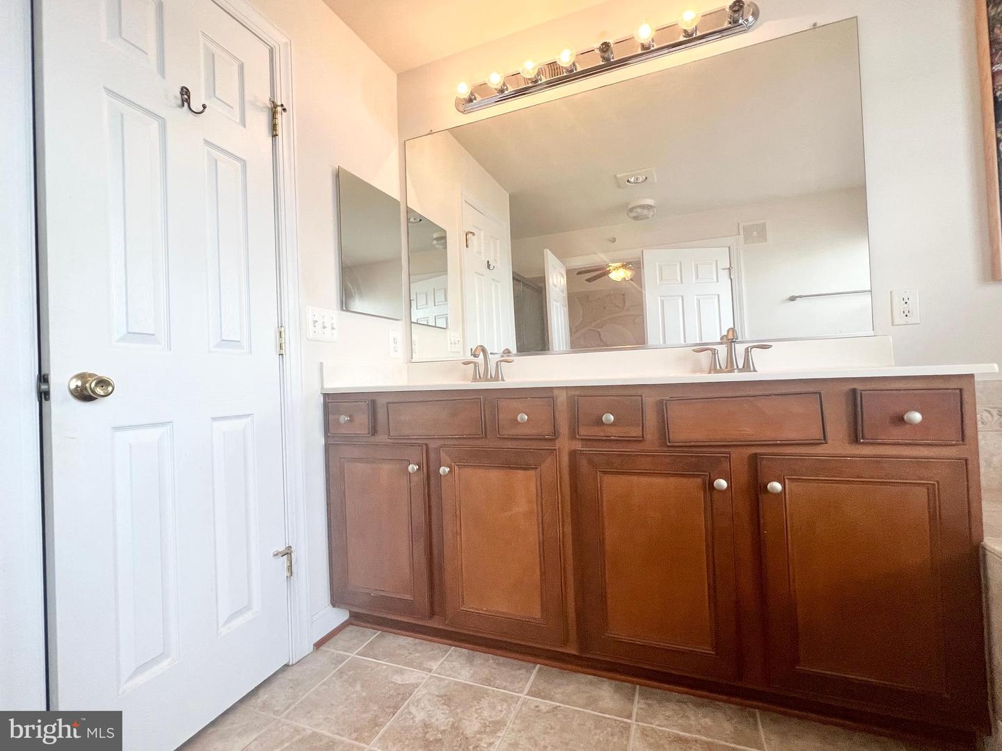 13673 VENTURI LN #234, HERNDON, Virginia 20171, 3 Bedrooms Bedrooms, ,2 BathroomsBathrooms,Residential,For sale,13673 VENTURI LN #234,VAFX2285500 MLS # VAFX2285500