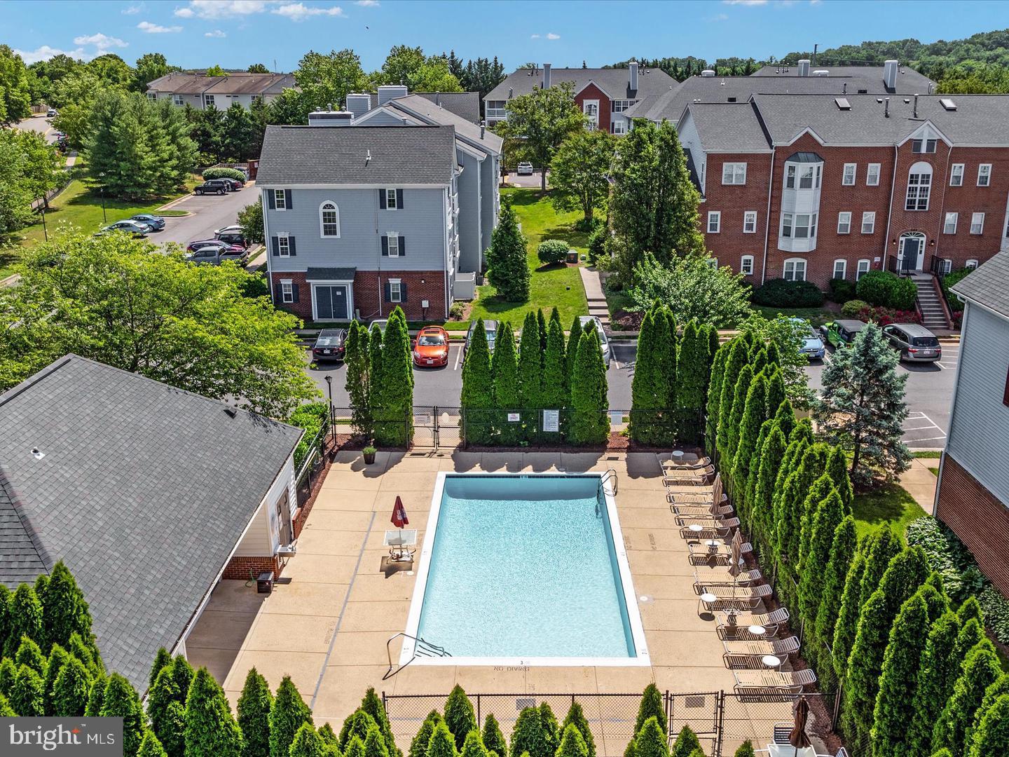 521 CONSTELLATION SQ SE #E, LEESBURG, Virginia 20175, 2 Bedrooms Bedrooms, ,2 BathroomsBathrooms,Residential,For sale,521 CONSTELLATION SQ SE #E,VALO2113936 MLS # VALO2113936