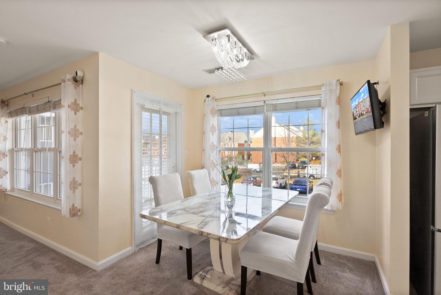 521 CONSTELLATION SQ SE #E, LEESBURG, Virginia 20175, 2 Bedrooms Bedrooms, ,2 BathroomsBathrooms,Residential,For sale,521 CONSTELLATION SQ SE #E,VALO2113936 MLS # VALO2113936