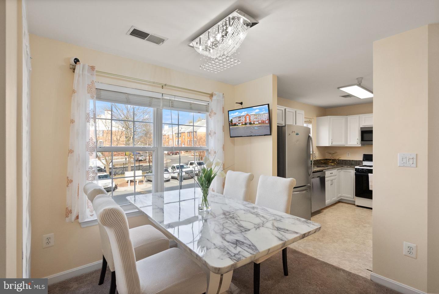 521 CONSTELLATION SQ SE #E, LEESBURG, Virginia 20175, 2 Bedrooms Bedrooms, ,2 BathroomsBathrooms,Residential,For sale,521 CONSTELLATION SQ SE #E,VALO2113936 MLS # VALO2113936