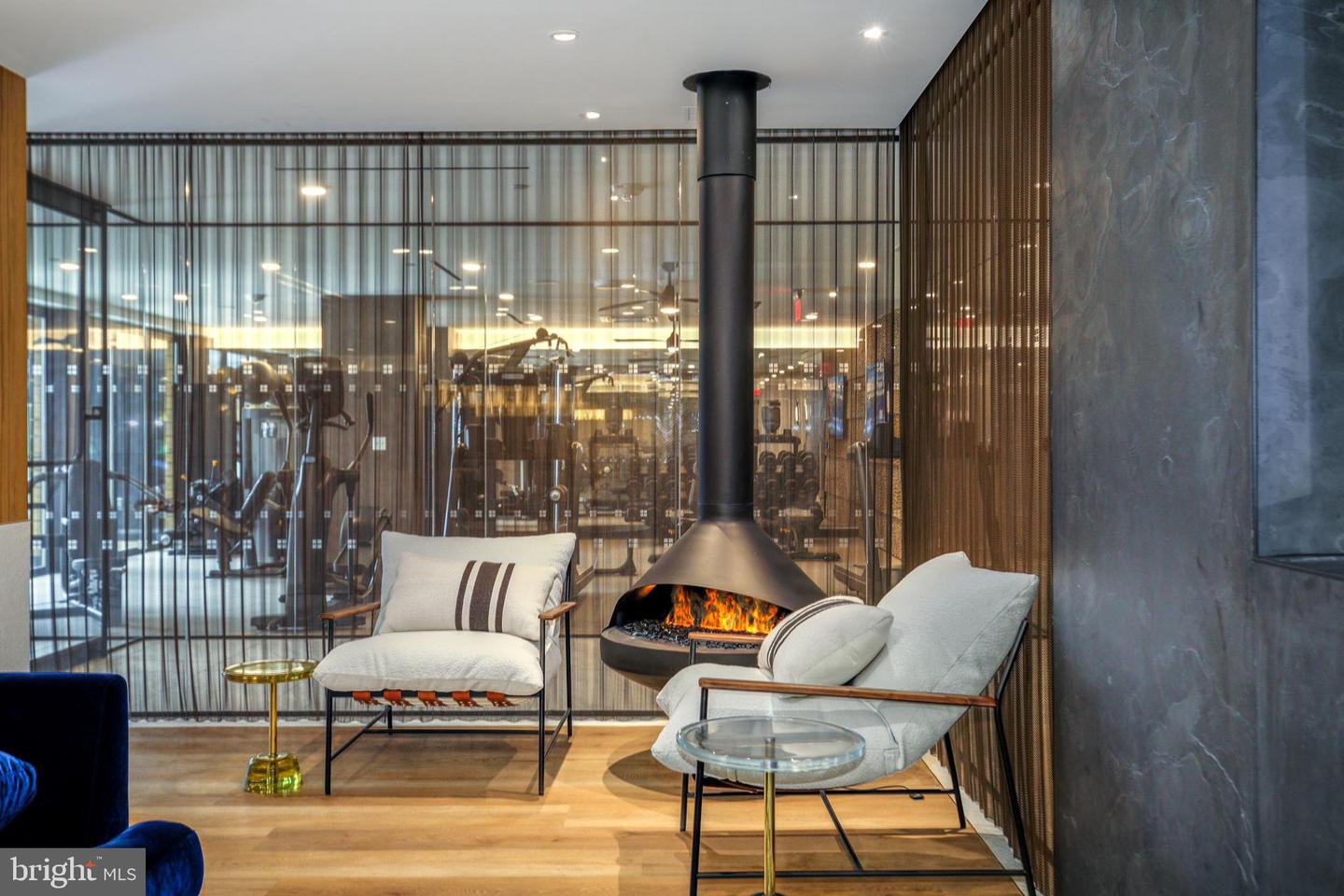 255 W. FALLS STATION BLVD #301, FALLS CHURCH, Virginia 22046, 3 Bedrooms Bedrooms, 6 Rooms Rooms,2 BathroomsBathrooms,Residential,For sale,255 W. FALLS STATION BLVD #301,VAFA2003514 MLS # VAFA2003514