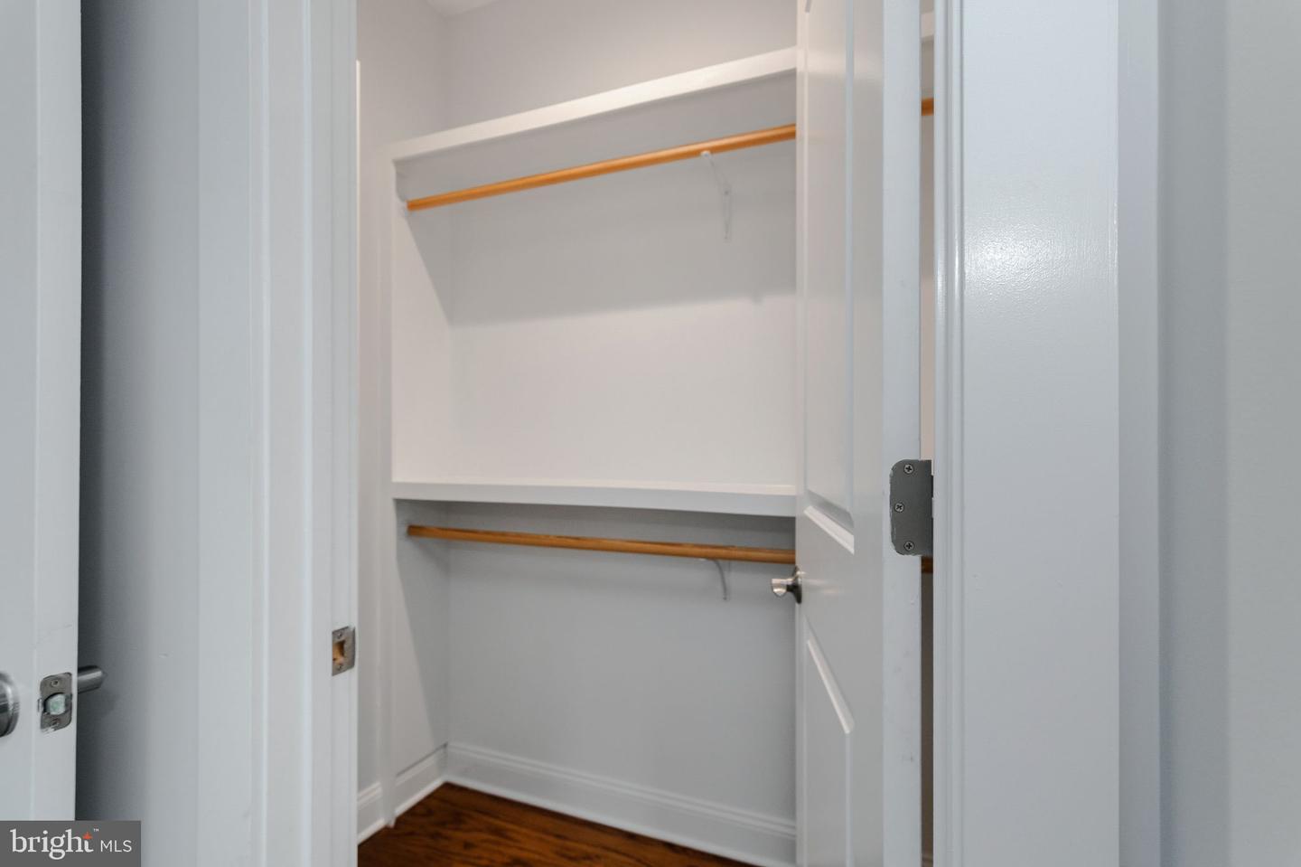 5129 12TH ST S, ARLINGTON, Virginia 22204, 4 Bedrooms Bedrooms, ,4 BathroomsBathrooms,Residential,For sale,5129 12TH ST S,VAAR2067766 MLS # VAAR2067766