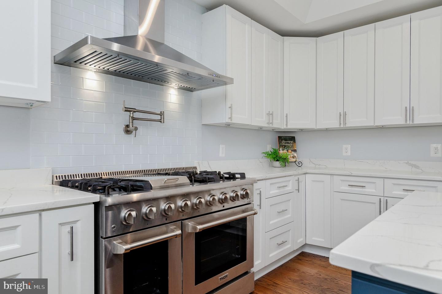 5129 12TH ST S, ARLINGTON, Virginia 22204, 4 Bedrooms Bedrooms, ,4 BathroomsBathrooms,Residential,For sale,5129 12TH ST S,VAAR2067766 MLS # VAAR2067766