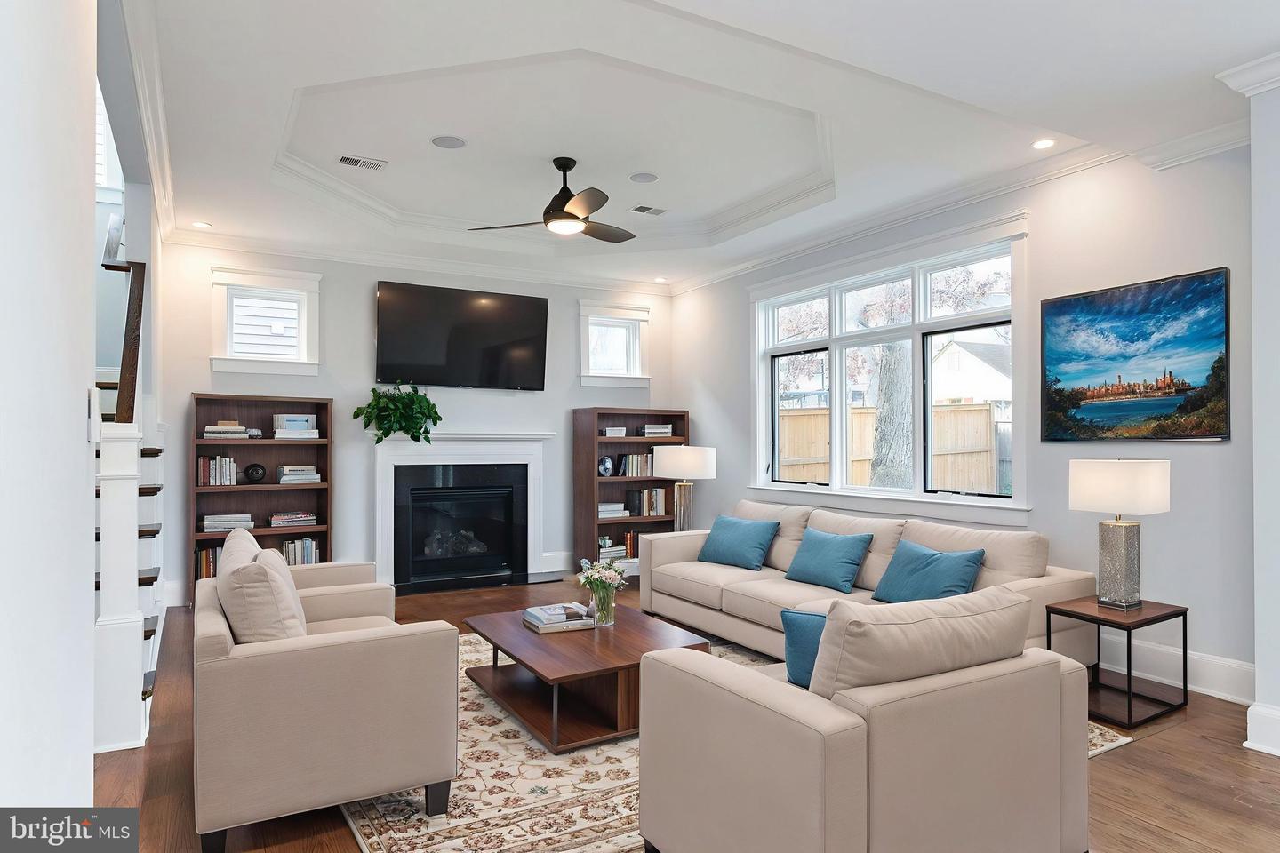 5129 12TH ST S, ARLINGTON, Virginia 22204, 4 Bedrooms Bedrooms, ,4 BathroomsBathrooms,Residential,For sale,5129 12TH ST S,VAAR2067766 MLS # VAAR2067766