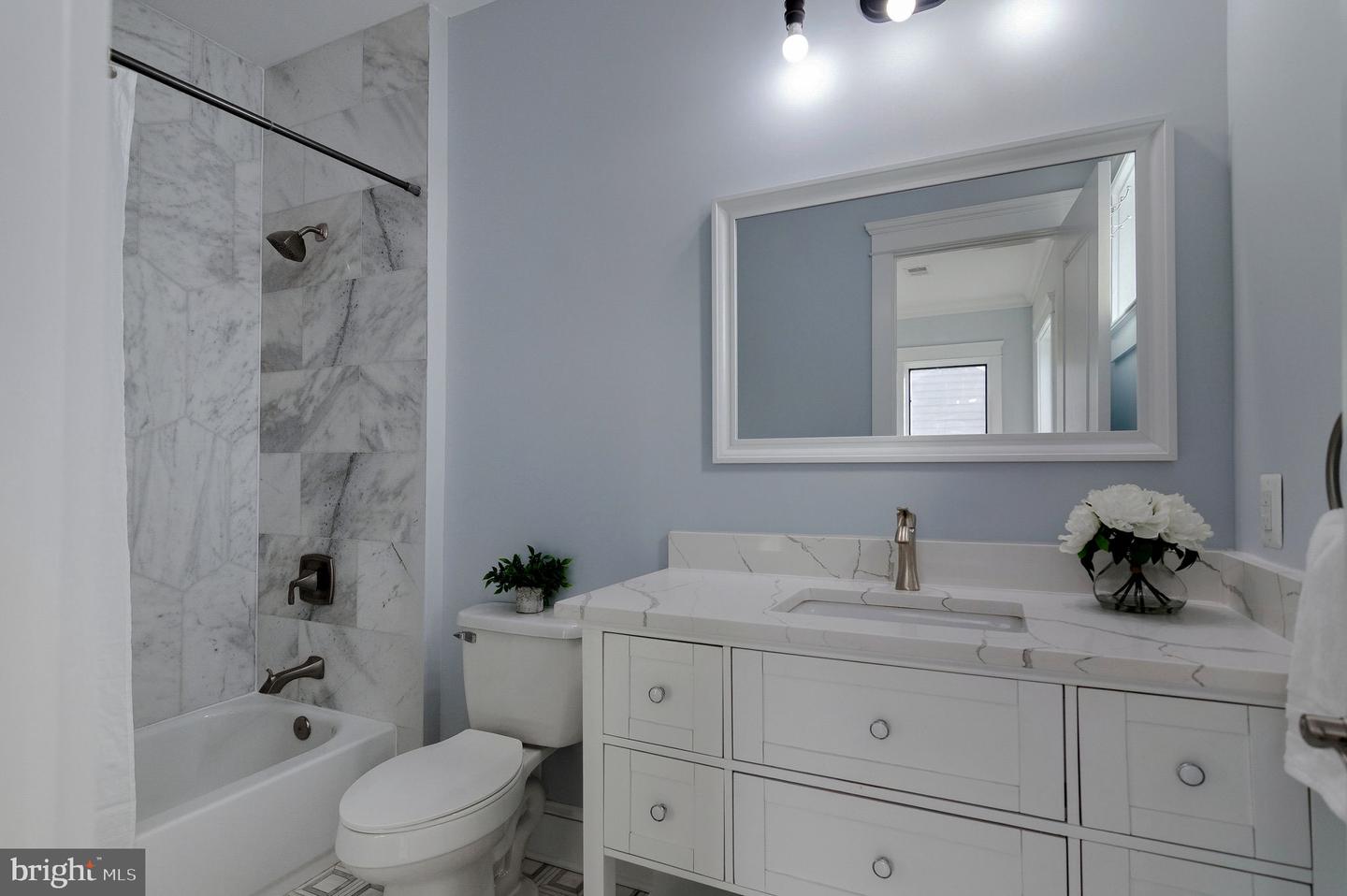 5129 12TH ST S, ARLINGTON, Virginia 22204, 4 Bedrooms Bedrooms, ,4 BathroomsBathrooms,Residential,For sale,5129 12TH ST S,VAAR2067766 MLS # VAAR2067766