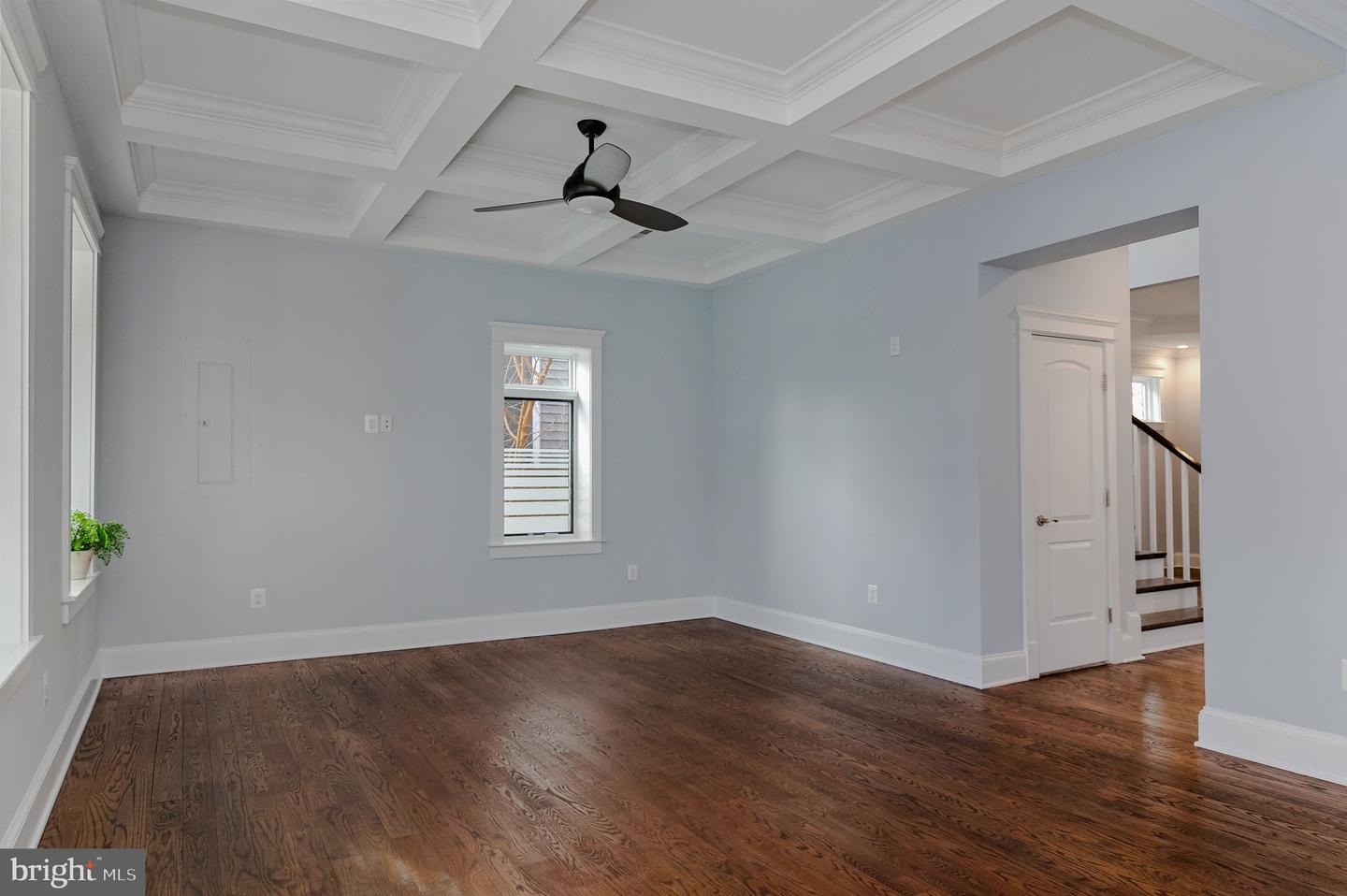 5129 12TH ST S, ARLINGTON, Virginia 22204, 4 Bedrooms Bedrooms, ,4 BathroomsBathrooms,Residential,For sale,5129 12TH ST S,VAAR2067766 MLS # VAAR2067766