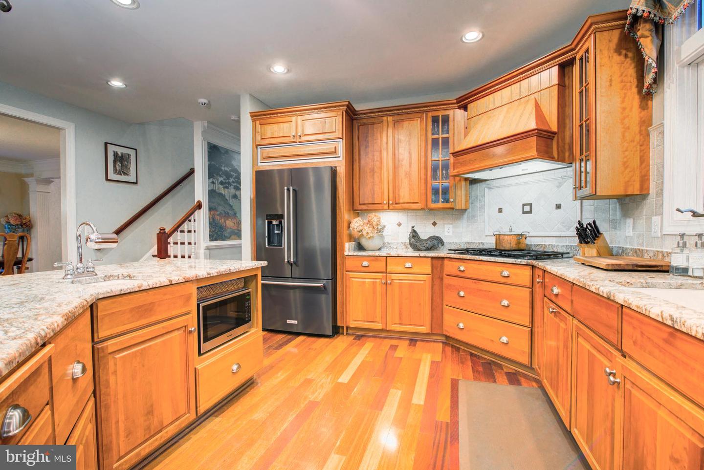 43287 WARWICK HILLS CT, LEESBURG, Virginia 20176, 5 Bedrooms Bedrooms, ,4 BathroomsBathrooms,Residential,For sale,43287 WARWICK HILLS CT,VALO2113976 MLS # VALO2113976