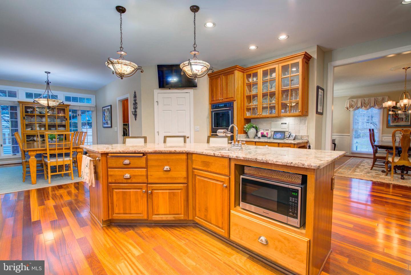 43287 WARWICK HILLS CT, LEESBURG, Virginia 20176, 5 Bedrooms Bedrooms, ,4 BathroomsBathrooms,Residential,For sale,43287 WARWICK HILLS CT,VALO2113976 MLS # VALO2113976