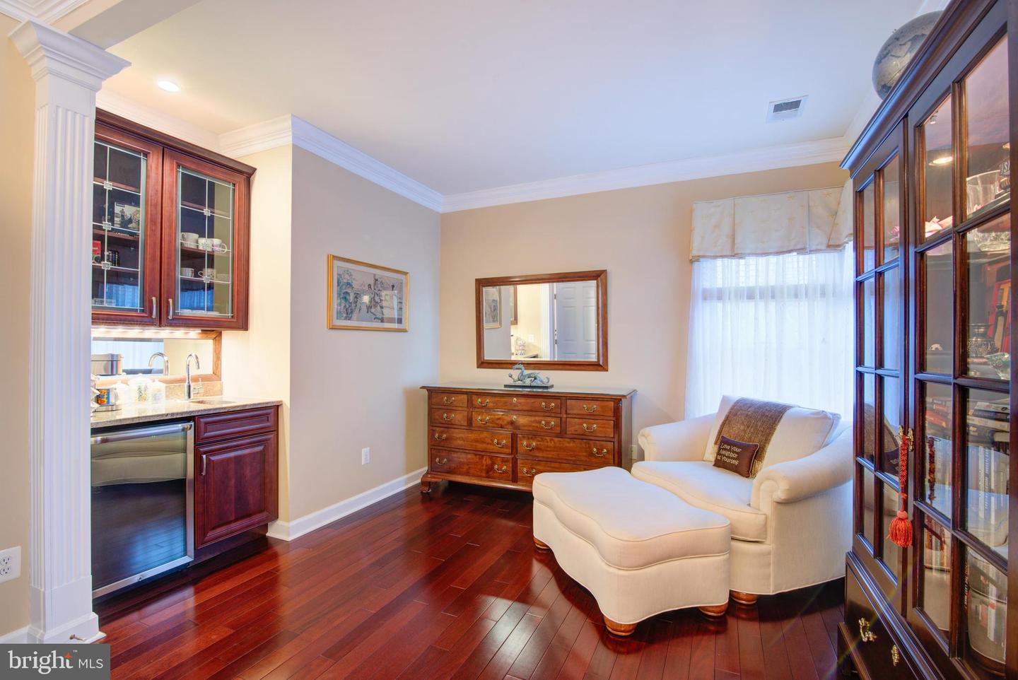 43287 WARWICK HILLS CT, LEESBURG, Virginia 20176, 5 Bedrooms Bedrooms, ,4 BathroomsBathrooms,Residential,For sale,43287 WARWICK HILLS CT,VALO2113976 MLS # VALO2113976