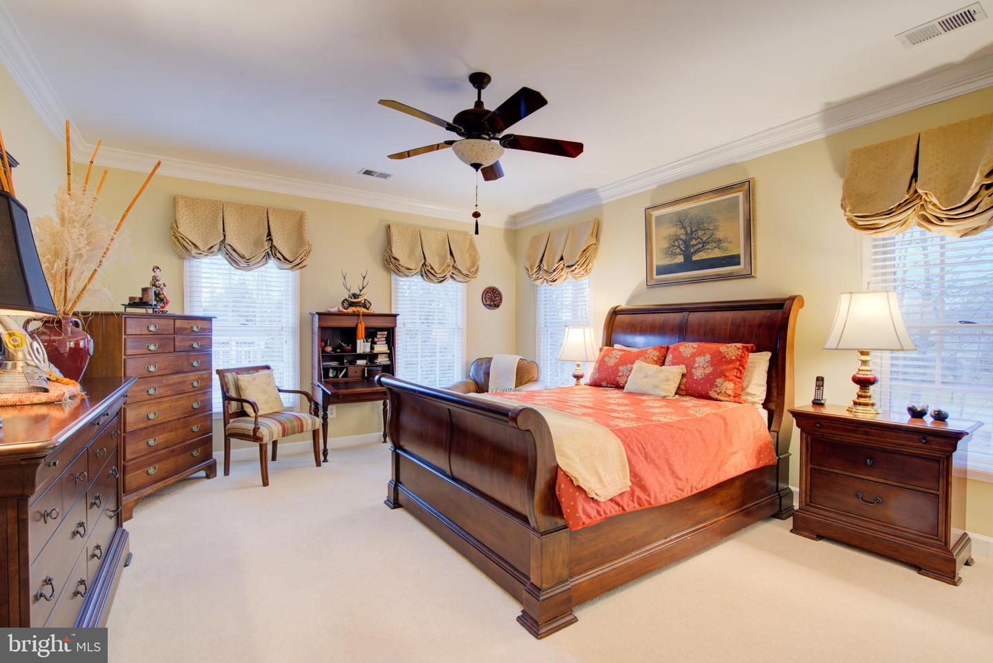 43287 WARWICK HILLS CT, LEESBURG, Virginia 20176, 5 Bedrooms Bedrooms, ,4 BathroomsBathrooms,Residential,For sale,43287 WARWICK HILLS CT,VALO2113976 MLS # VALO2113976