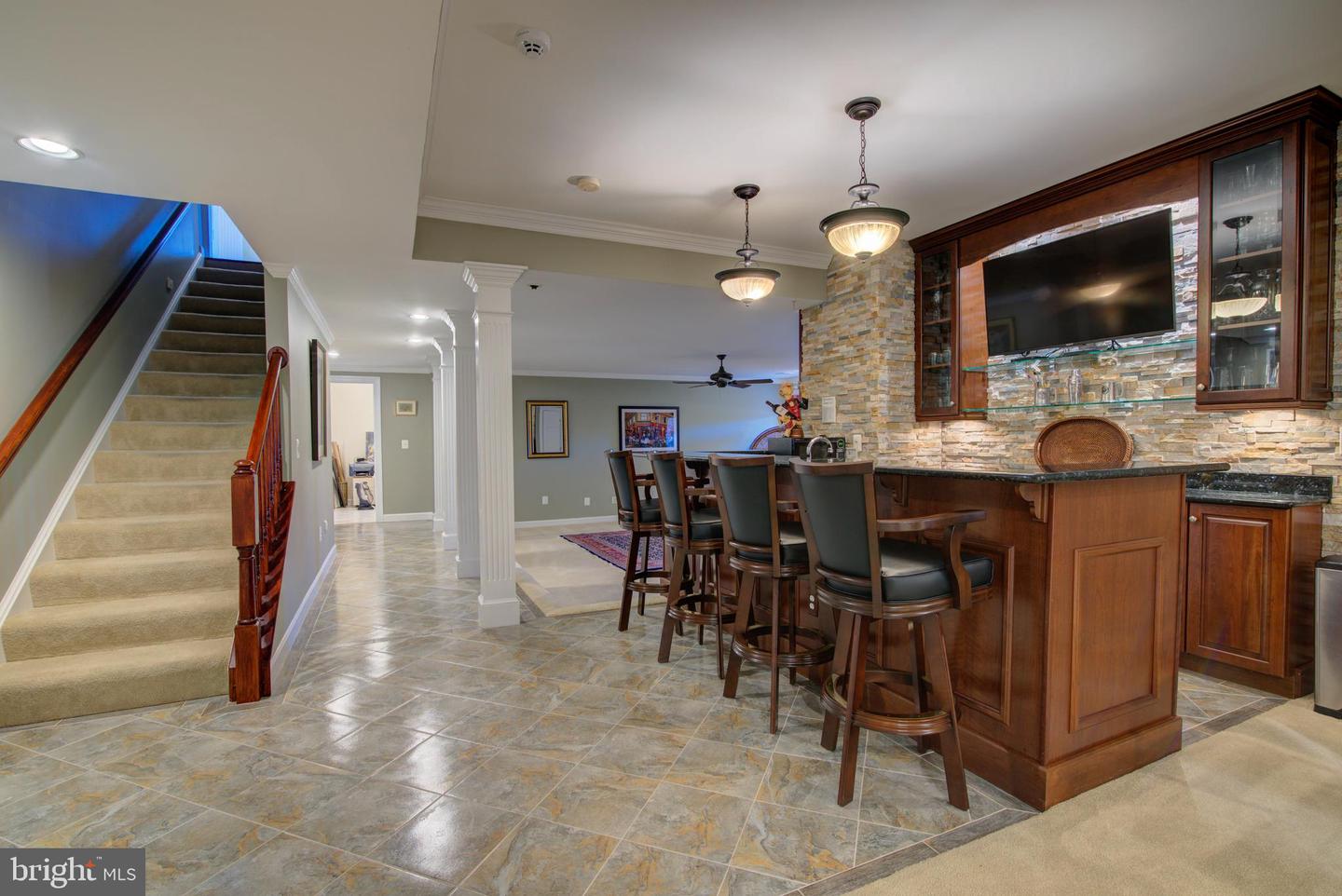 43287 WARWICK HILLS CT, LEESBURG, Virginia 20176, 5 Bedrooms Bedrooms, ,4 BathroomsBathrooms,Residential,For sale,43287 WARWICK HILLS CT,VALO2113976 MLS # VALO2113976