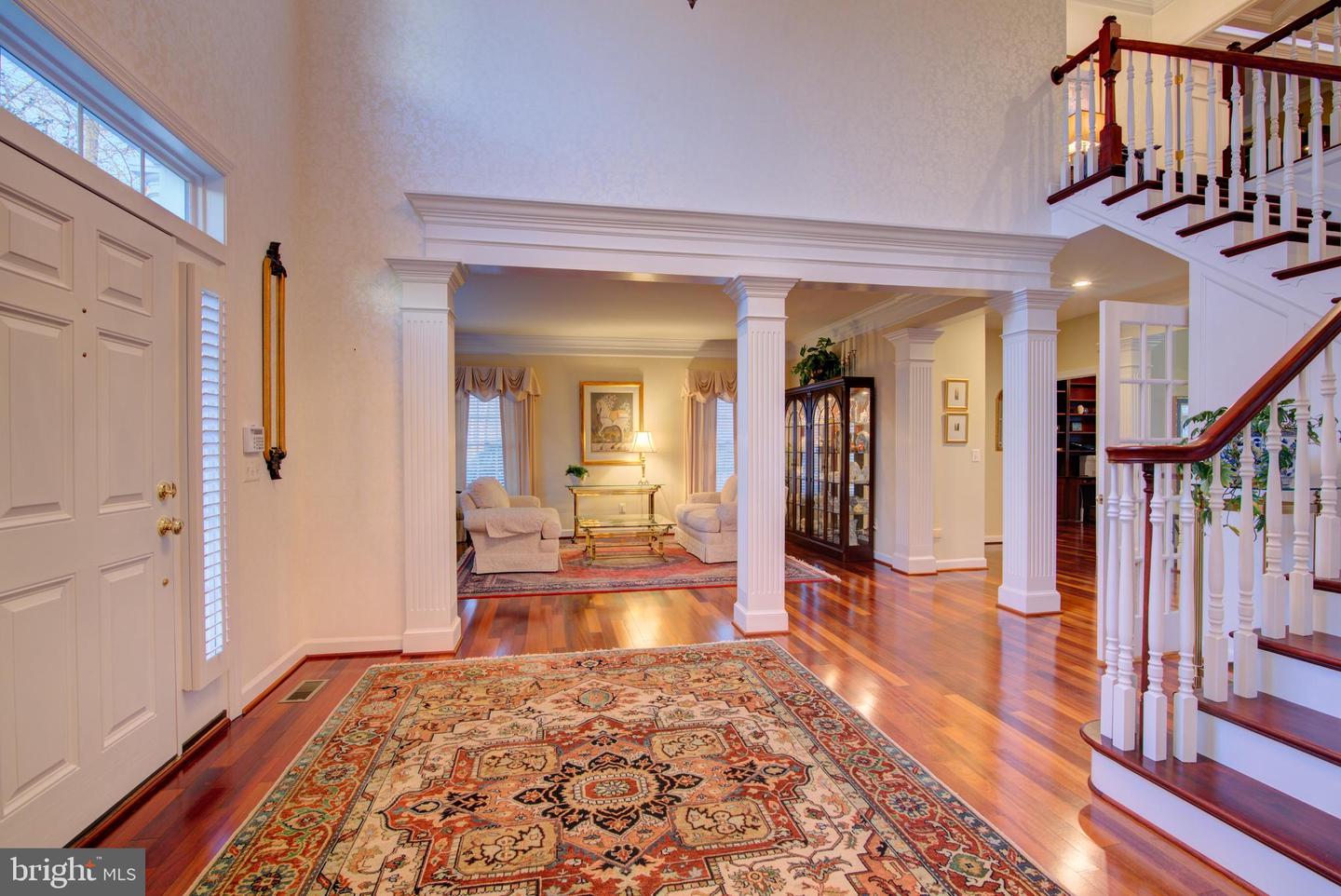 43287 WARWICK HILLS CT, LEESBURG, Virginia 20176, 5 Bedrooms Bedrooms, ,4 BathroomsBathrooms,Residential,For sale,43287 WARWICK HILLS CT,VALO2113976 MLS # VALO2113976