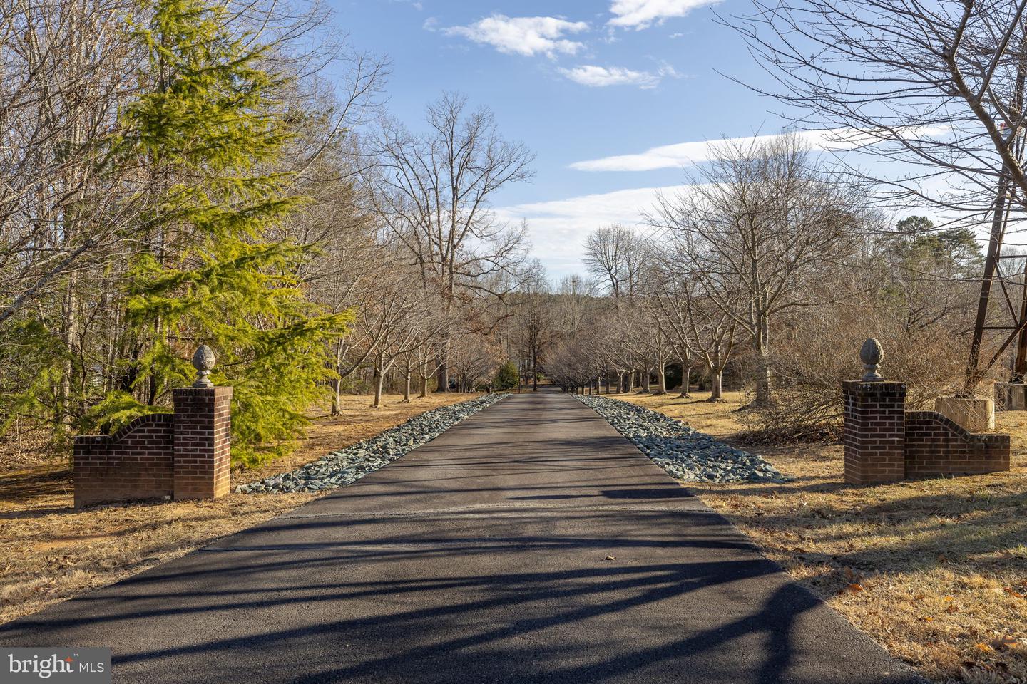 890 TALL PINES DR, MINERAL, Virginia 23117, 6 Bedrooms Bedrooms, 21 Rooms Rooms,4 BathroomsBathrooms,Residential,For sale,890 TALL PINES DR,VALA2009152 MLS # VALA2009152