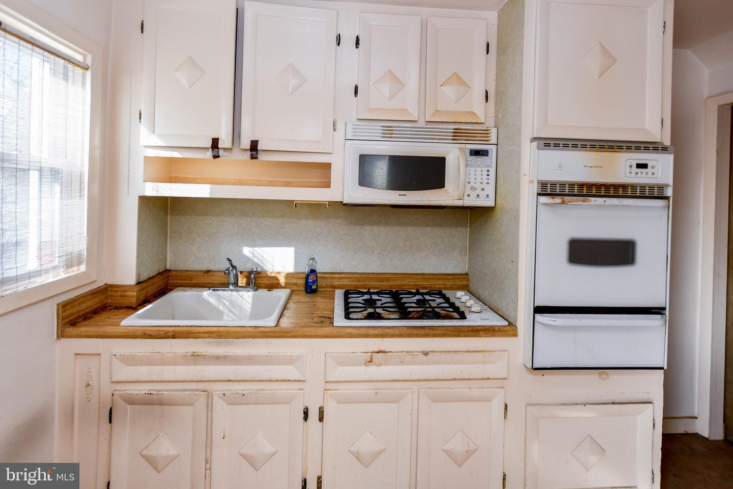 4313 F ST SE, WASHINGTON, District Of Columbia 20019, 2 Bedrooms Bedrooms, ,1 BathroomBathrooms,Residential,For sale,4313 F ST SE,DCDC2241482 MLS # DCDC2241482