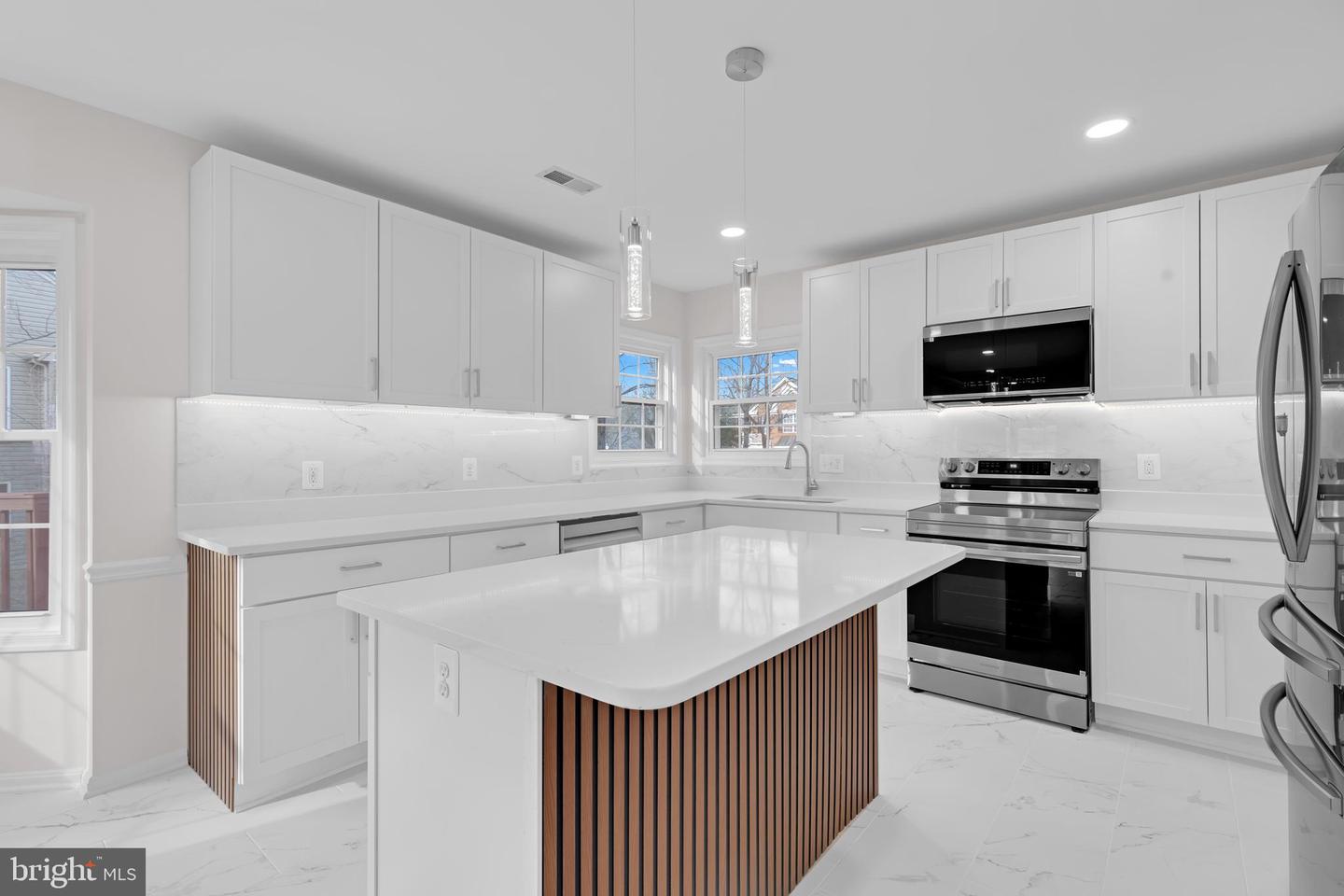 13684 BRIDLEWOOD DR, GAINESVILLE, Virginia 20155, 4 Bedrooms Bedrooms, ,3 BathroomsBathrooms,Residential,For sale,13684 BRIDLEWOOD DR,VAPW2110586 MLS # VAPW2110586 13684 BRIDLEWOOD DR, GAINESVILLE, Virginia 20155, 4 Bedrooms Bedrooms, ,3 BathroomsBathrooms,Residential,For sale,13684 BRIDLEWOOD DR,VAPW2110586 MLS # VAPW2110586