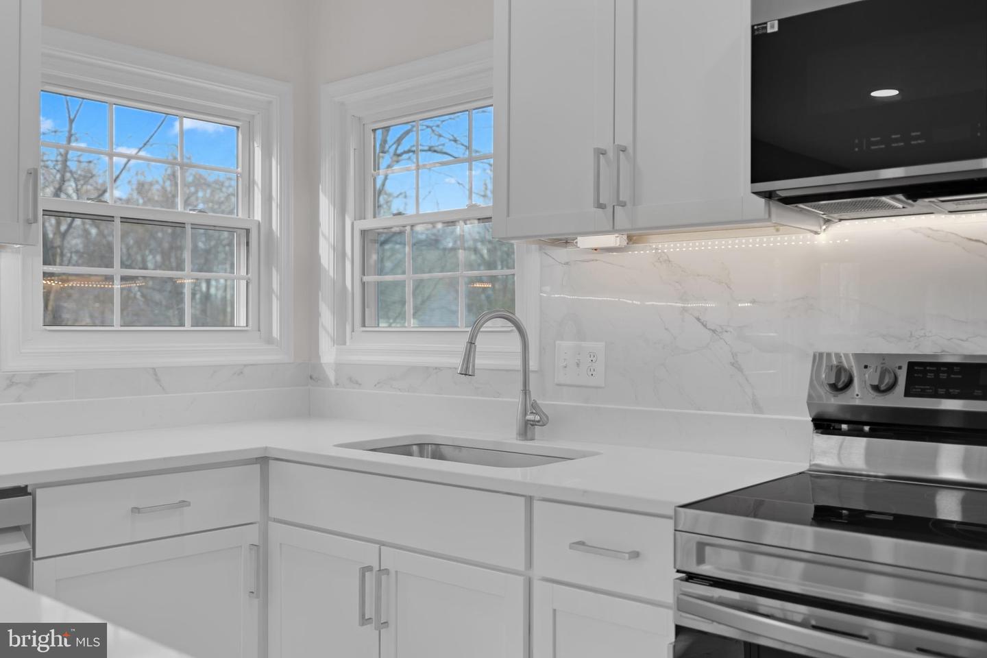 13684 BRIDLEWOOD DR, GAINESVILLE, Virginia 20155, 4 Bedrooms Bedrooms, ,3 BathroomsBathrooms,Residential,For sale,13684 BRIDLEWOOD DR,VAPW2110586 MLS # VAPW2110586 13684 BRIDLEWOOD DR, GAINESVILLE, Virginia 20155, 4 Bedrooms Bedrooms, ,3 BathroomsBathrooms,Residential,For sale,13684 BRIDLEWOOD DR,VAPW2110586 MLS # VAPW2110586