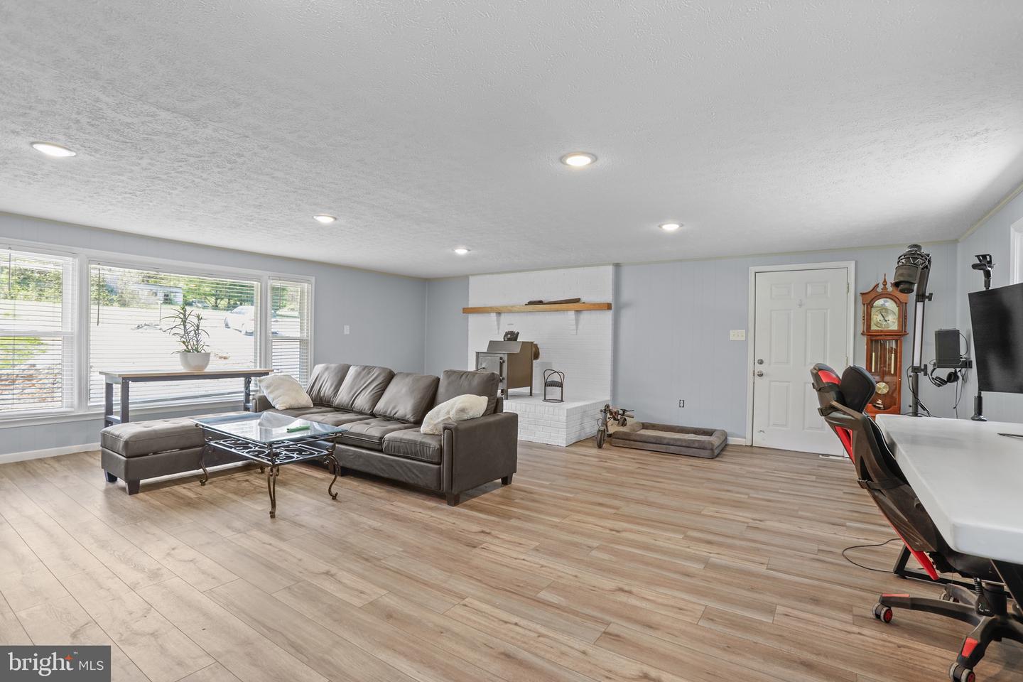 5002 E POINT RD, ELKTON, Virginia 22827, 3 Bedrooms Bedrooms, ,2 BathroomsBathrooms,Residential,For sale,5002 E POINT RD,VARO2002812 MLS # VARO2002812