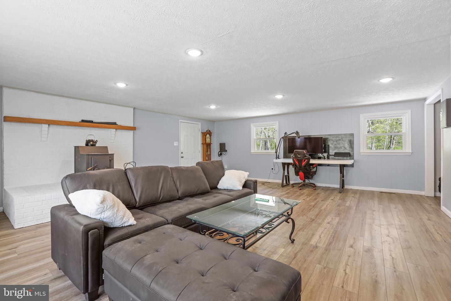 5002 E POINT RD, ELKTON, Virginia 22827, 3 Bedrooms Bedrooms, ,2 BathroomsBathrooms,Residential,For sale,5002 E POINT RD,VARO2002812 MLS # VARO2002812