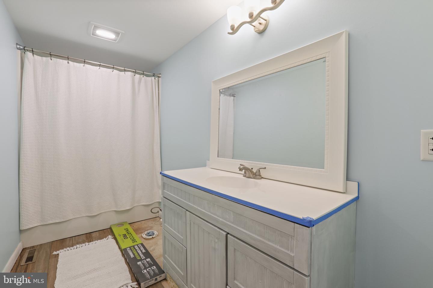 5002 E POINT RD, ELKTON, Virginia 22827, 3 Bedrooms Bedrooms, ,2 BathroomsBathrooms,Residential,For sale,5002 E POINT RD,VARO2002812 MLS # VARO2002812