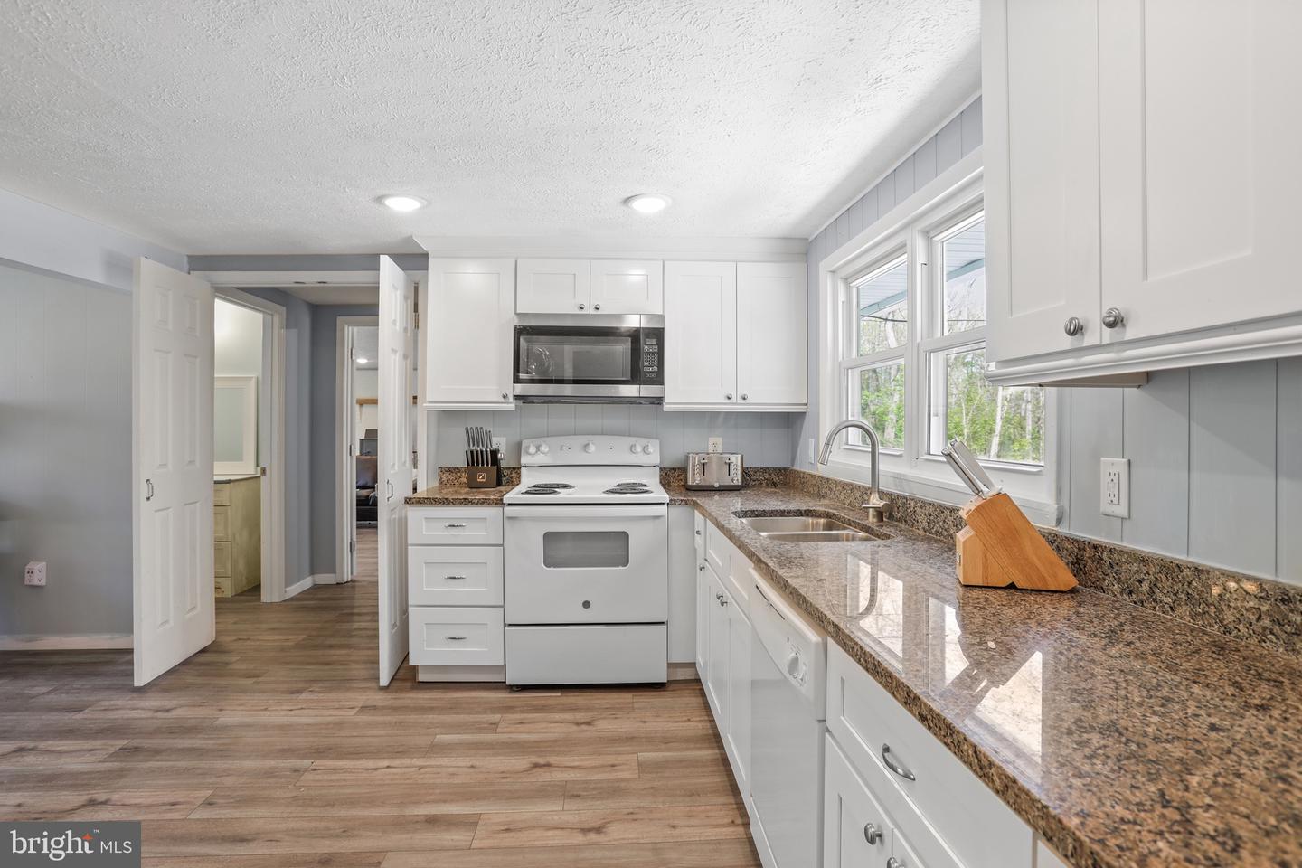 5002 E POINT RD, ELKTON, Virginia 22827, 3 Bedrooms Bedrooms, ,2 BathroomsBathrooms,Residential,For sale,5002 E POINT RD,VARO2002812 MLS # VARO2002812