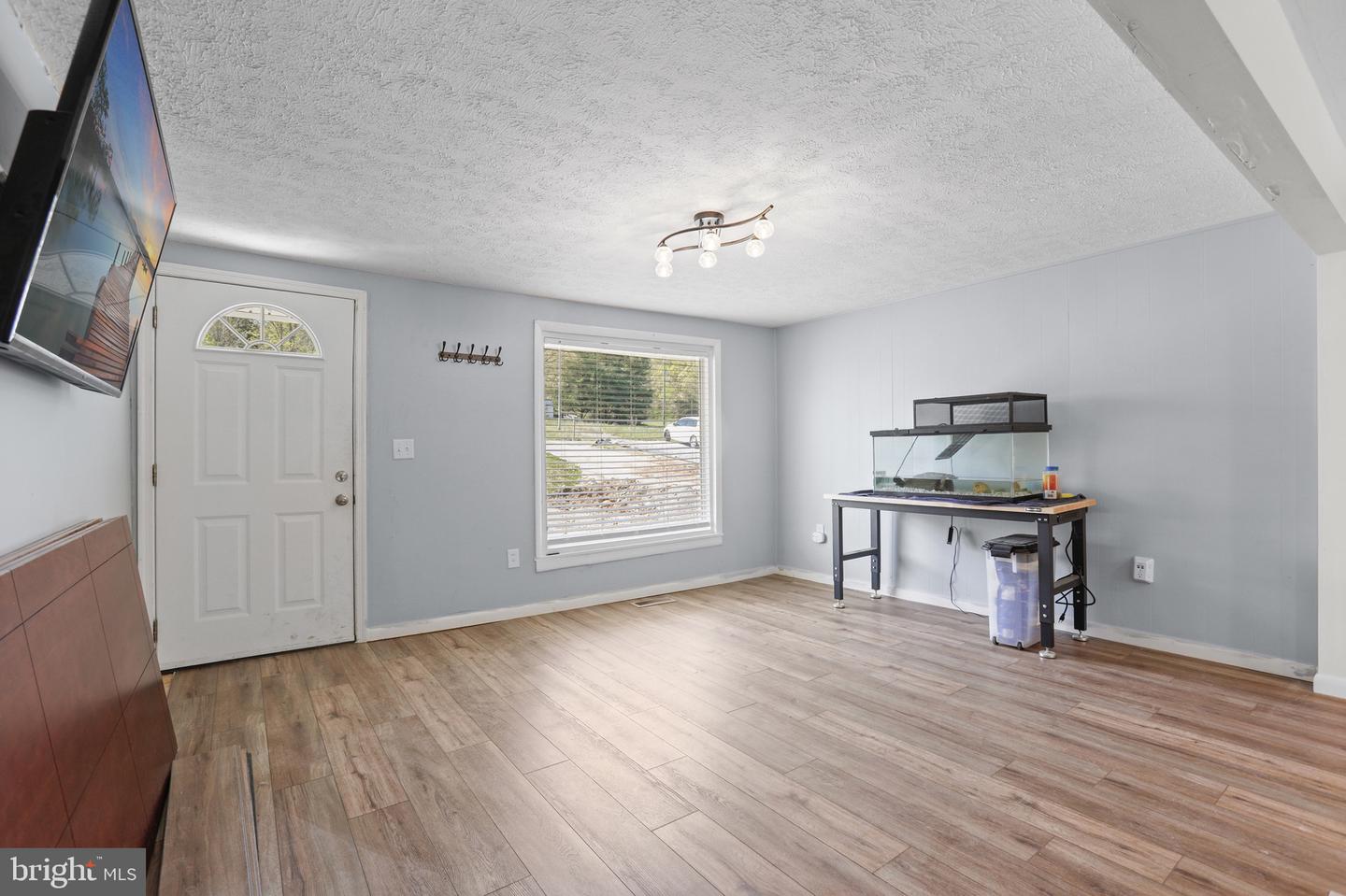 5002 E POINT RD, ELKTON, Virginia 22827, 3 Bedrooms Bedrooms, ,2 BathroomsBathrooms,Residential,For sale,5002 E POINT RD,VARO2002812 MLS # VARO2002812