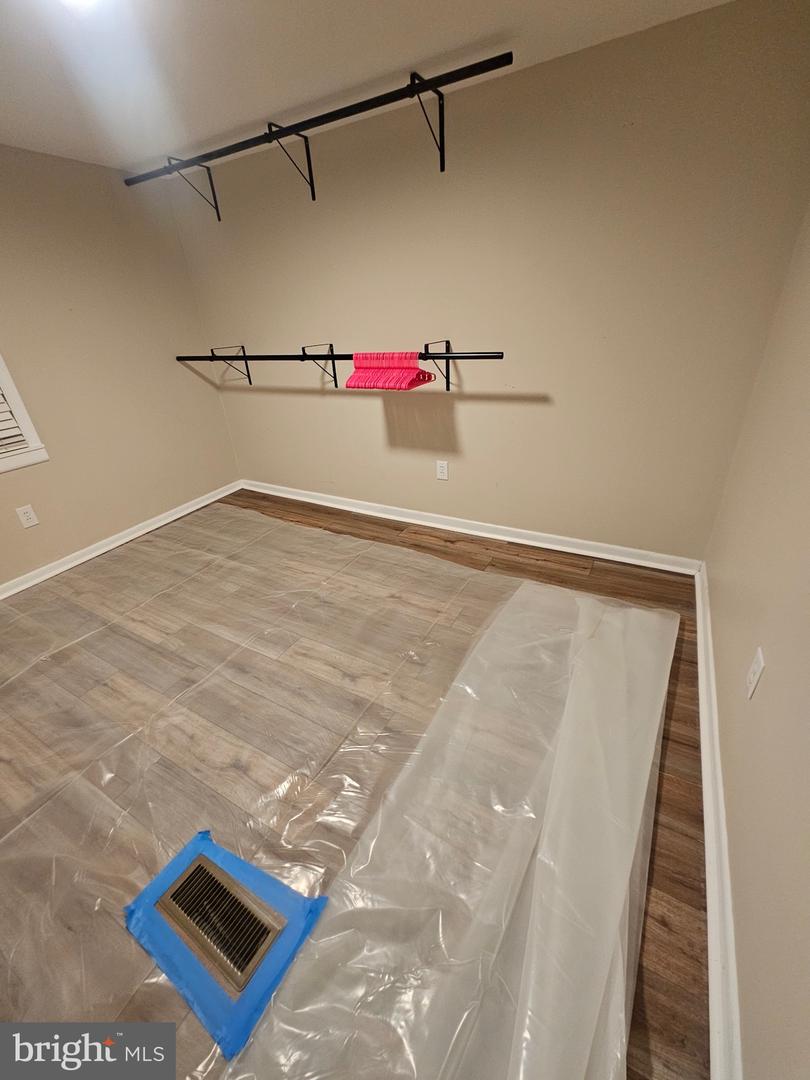 5002 E POINT RD, ELKTON, Virginia 22827, 3 Bedrooms Bedrooms, ,2 BathroomsBathrooms,Residential,For sale,5002 E POINT RD,VARO2002812 MLS # VARO2002812