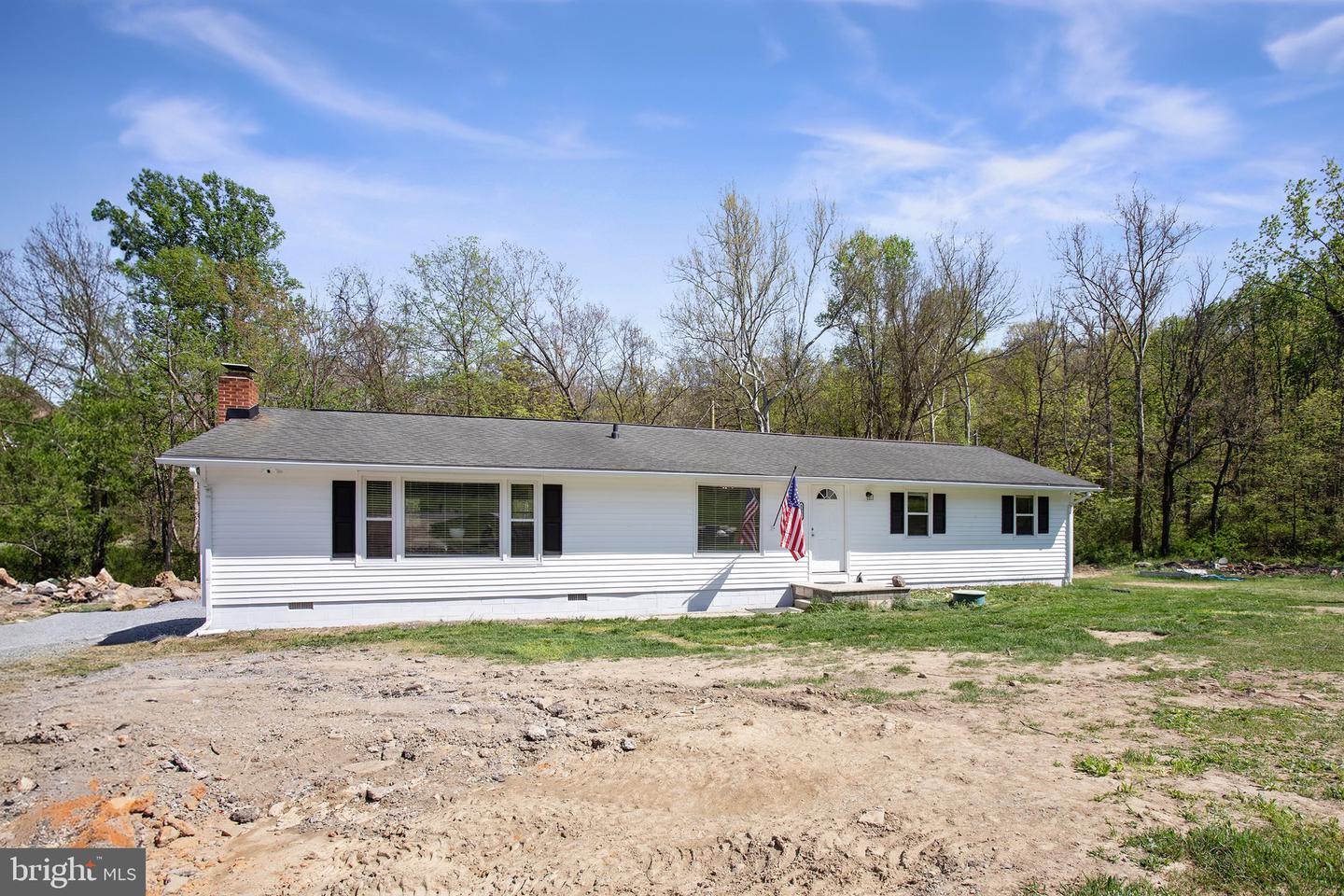 5002 E POINT RD, ELKTON, Virginia 22827, 3 Bedrooms Bedrooms, ,2 BathroomsBathrooms,Residential,For sale,5002 E POINT RD,VARO2002812 MLS # VARO2002812