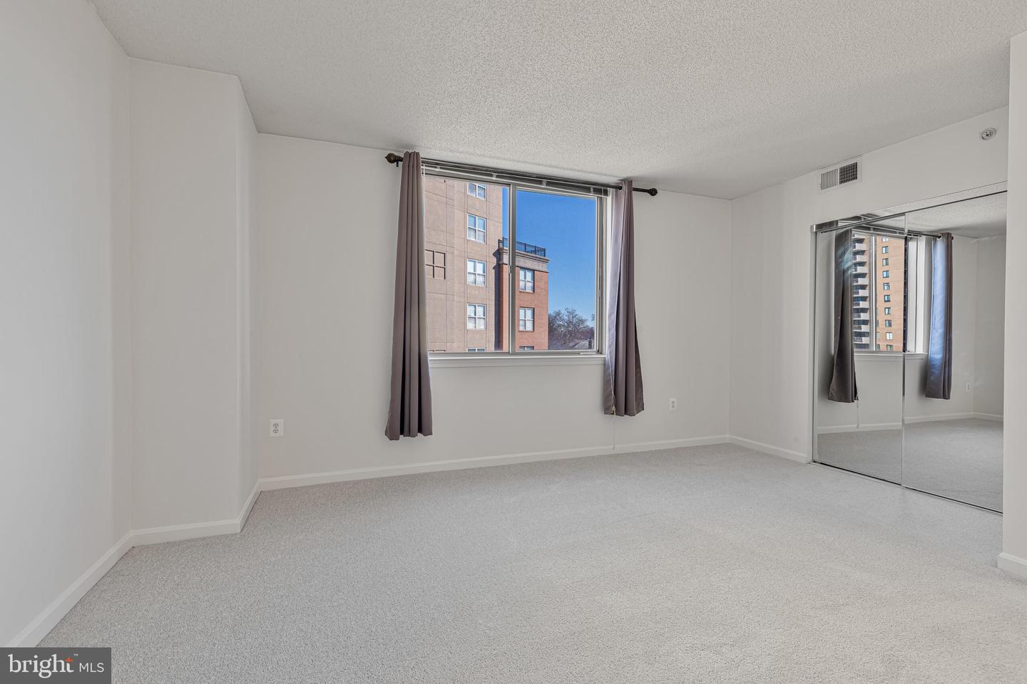 3830 9TH ST N #508E, ARLINGTON, Virginia 22203, 1 Bedroom Bedrooms, ,1 BathroomBathrooms,Residential,For sale,3830 9TH ST N #508E,VAAR2067788 MLS # VAAR2067788