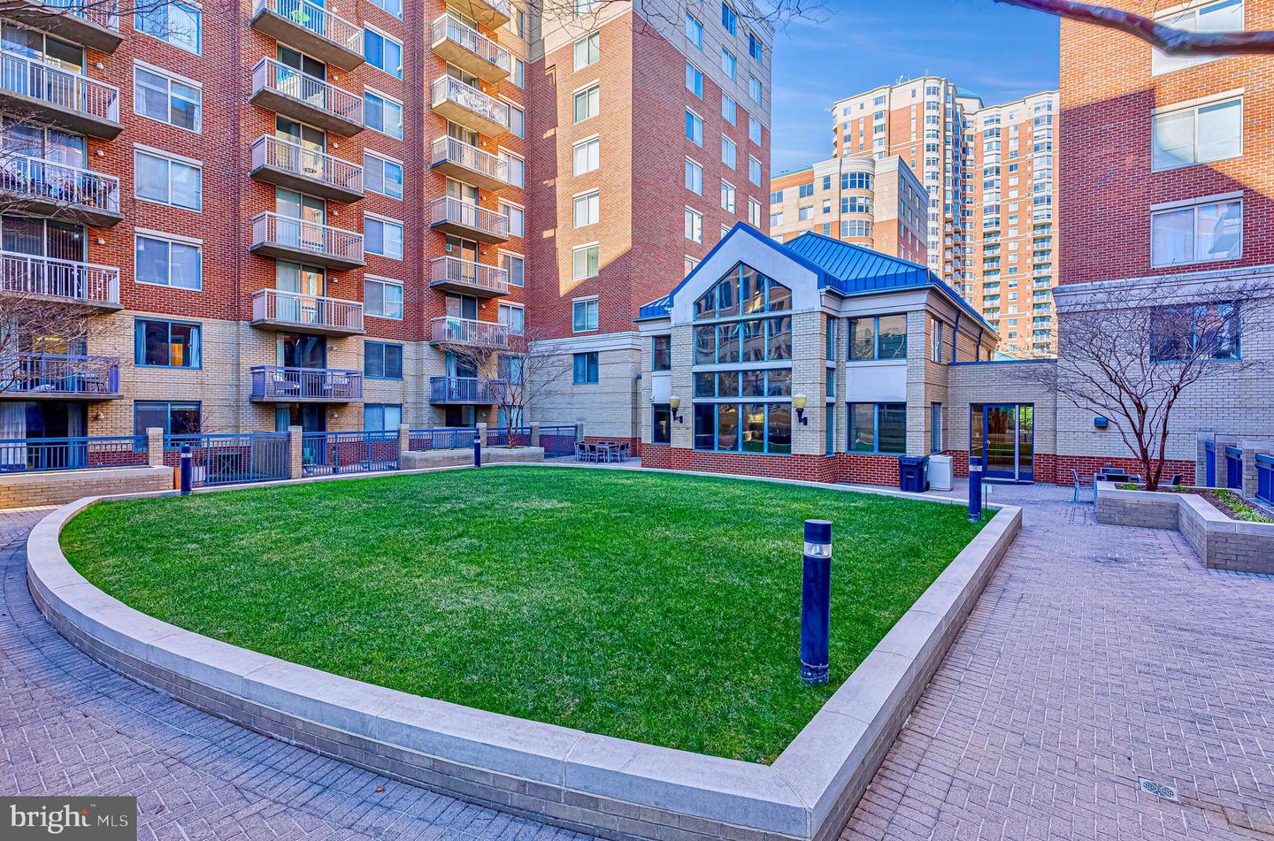 3830 9TH ST N #508E, ARLINGTON, Virginia 22203, 1 Bedroom Bedrooms, ,1 BathroomBathrooms,Residential,For sale,3830 9TH ST N #508E,VAAR2067788 MLS # VAAR2067788