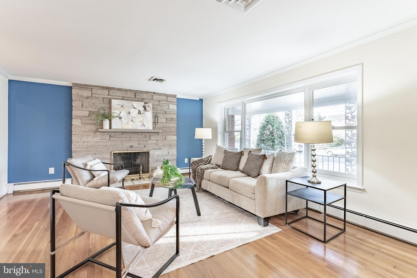 2201 ROLLINS DR, ALEXANDRIA, Virginia 22307, 4 Bedrooms Bedrooms, ,3 BathroomsBathrooms,Residential,For sale,2201 ROLLINS DR,VAFX2285924 MLS # VAFX2285924