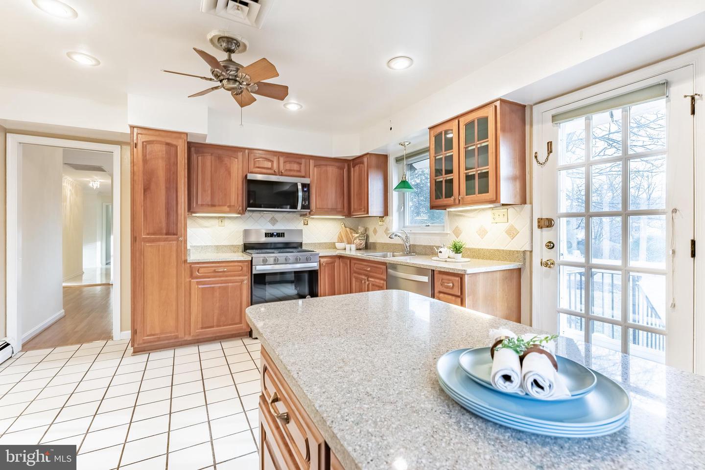 2201 ROLLINS DR, ALEXANDRIA, Virginia 22307, 4 Bedrooms Bedrooms, ,3 BathroomsBathrooms,Residential,For sale,2201 ROLLINS DR,VAFX2285924 MLS # VAFX2285924