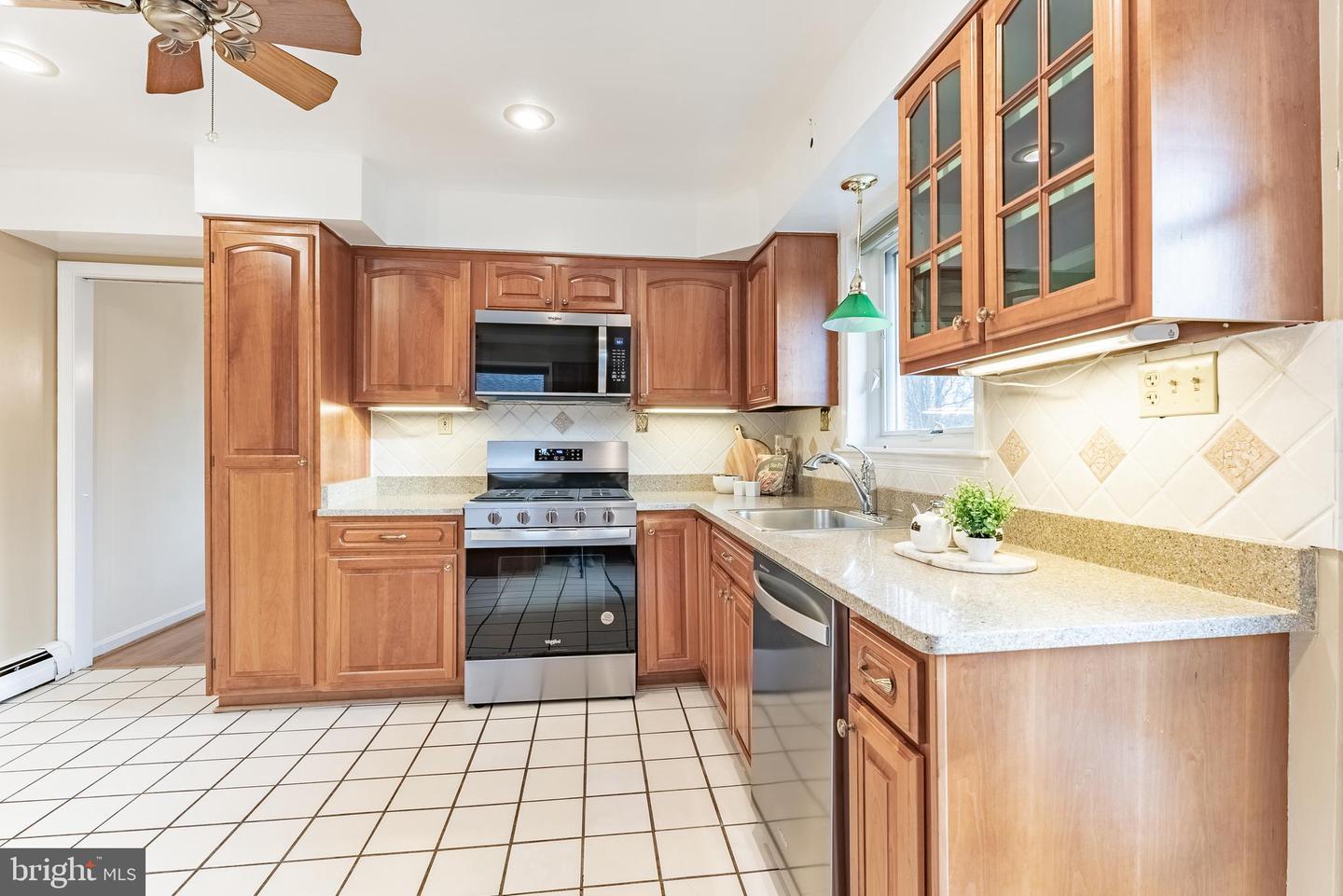 2201 ROLLINS DR, ALEXANDRIA, Virginia 22307, 4 Bedrooms Bedrooms, ,3 BathroomsBathrooms,Residential,For sale,2201 ROLLINS DR,VAFX2285924 MLS # VAFX2285924