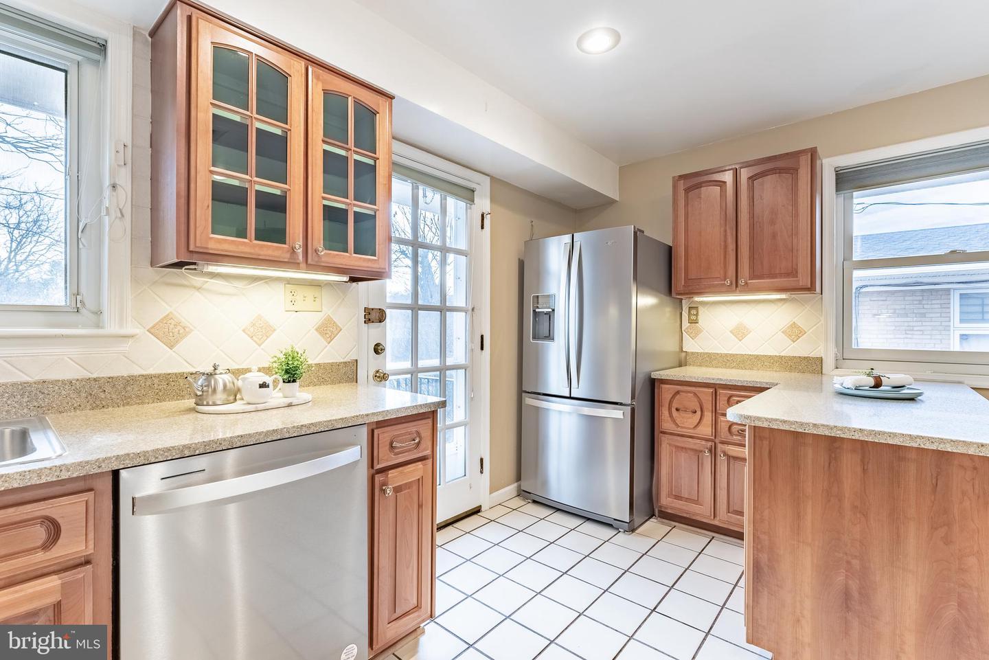 2201 ROLLINS DR, ALEXANDRIA, Virginia 22307, 4 Bedrooms Bedrooms, ,3 BathroomsBathrooms,Residential,For sale,2201 ROLLINS DR,VAFX2285924 MLS # VAFX2285924