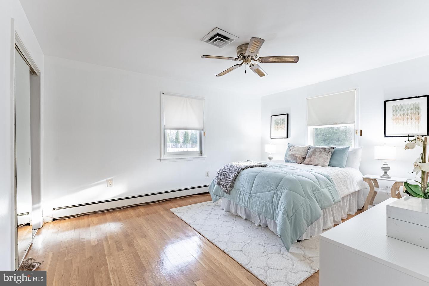 2201 ROLLINS DR, ALEXANDRIA, Virginia 22307, 4 Bedrooms Bedrooms, ,3 BathroomsBathrooms,Residential,For sale,2201 ROLLINS DR,VAFX2285924 MLS # VAFX2285924