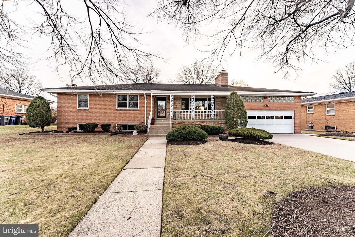 2201 ROLLINS DR, ALEXANDRIA, Virginia 22307, 4 Bedrooms Bedrooms, ,3 BathroomsBathrooms,Residential,For sale,2201 ROLLINS DR,VAFX2285924 MLS # VAFX2285924