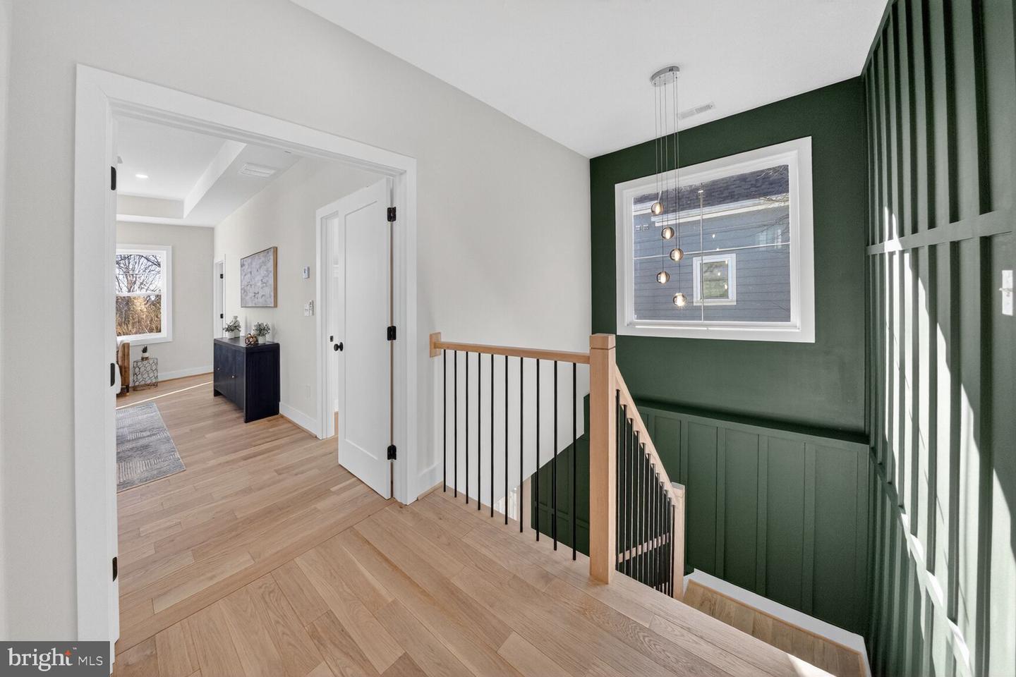 423 N CLEVELAND ST, ARLINGTON, Virginia 22201, 5 Bedrooms Bedrooms, ,5 BathroomsBathrooms,Residential,For sale,423 N CLEVELAND ST,VAAR2067796 MLS # VAAR2067796