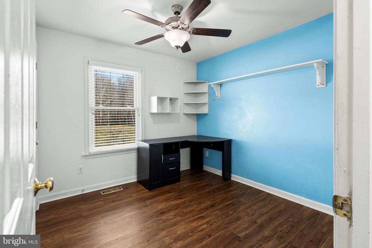 9672 MOHAWK DR, KING GEORGE, Virginia 22485, 3 Bedrooms Bedrooms, 5 Rooms Rooms,3 BathroomsBathrooms,Residential,For sale,9672 MOHAWK DR,VAKG2007510 MLS # VAKG2007510