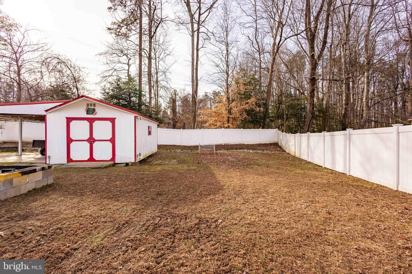 9672 MOHAWK DR, KING GEORGE, Virginia 22485, 3 Bedrooms Bedrooms, 5 Rooms Rooms,3 BathroomsBathrooms,Residential,For sale,9672 MOHAWK DR,VAKG2007510 MLS # VAKG2007510