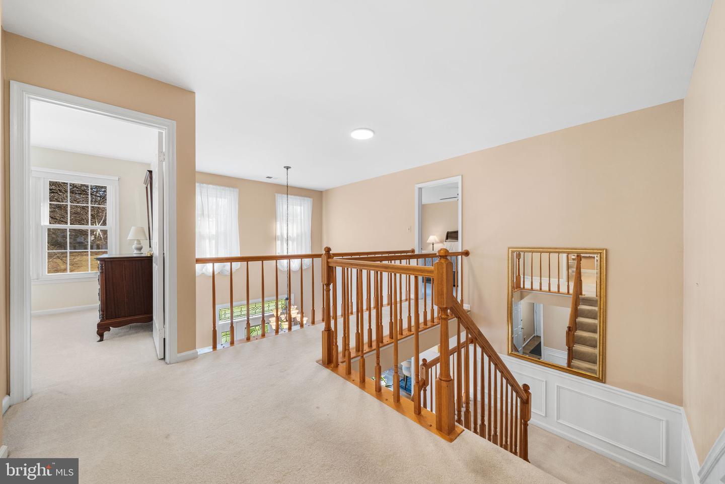 4926 NOVAK LN, FAIRFAX, Virginia 22030, 4 Bedrooms Bedrooms, ,4 BathroomsBathrooms,Residential,For sale,4926 NOVAK LN,VAFX2285996 MLS # VAFX2285996