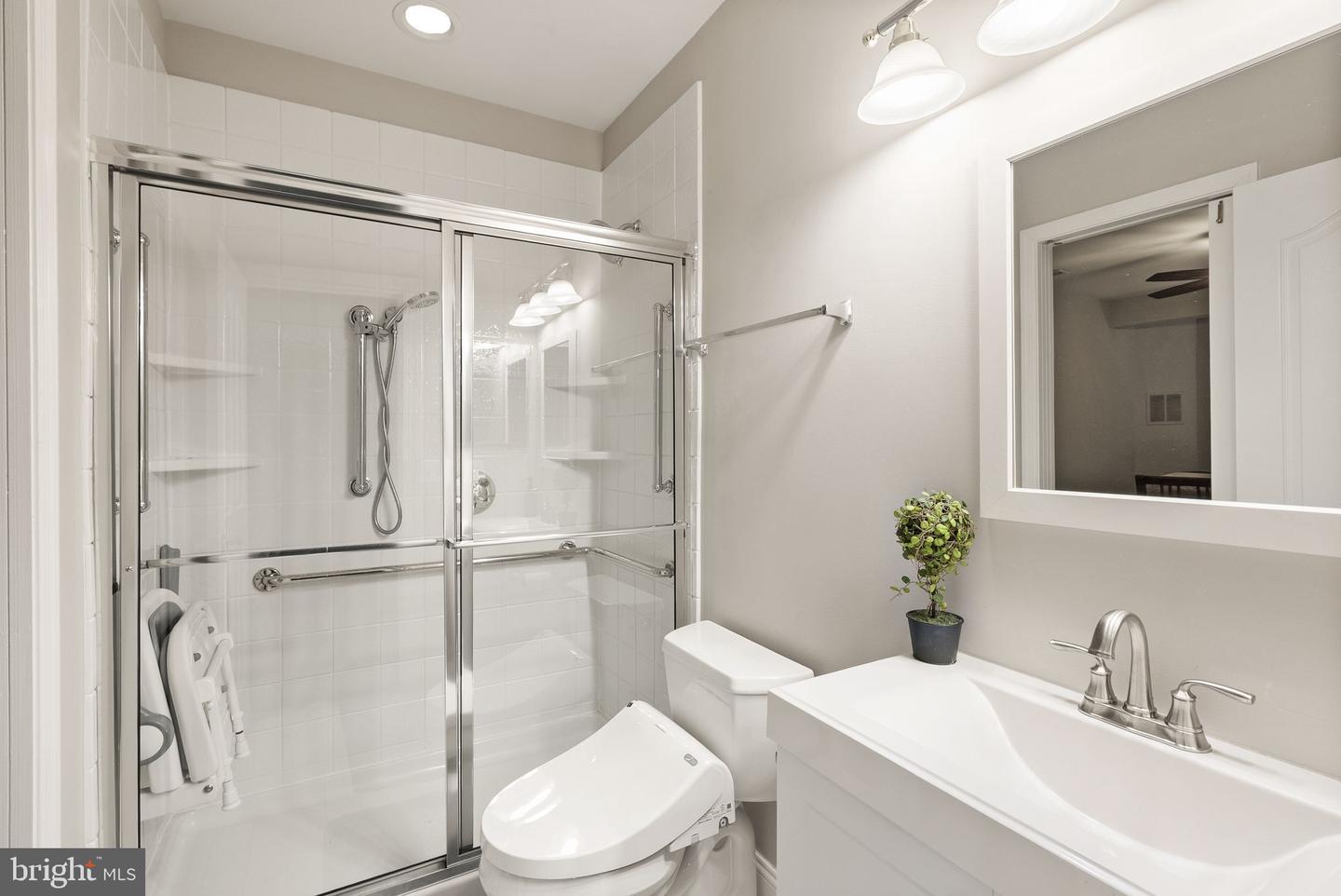 19126 STREAM CROSSING CT, LEESBURG, Virginia 20176, 4 Bedrooms Bedrooms, ,4 BathroomsBathrooms,Residential,For sale,19126 STREAM CROSSING CT,VALO2114084 MLS # VALO2114084