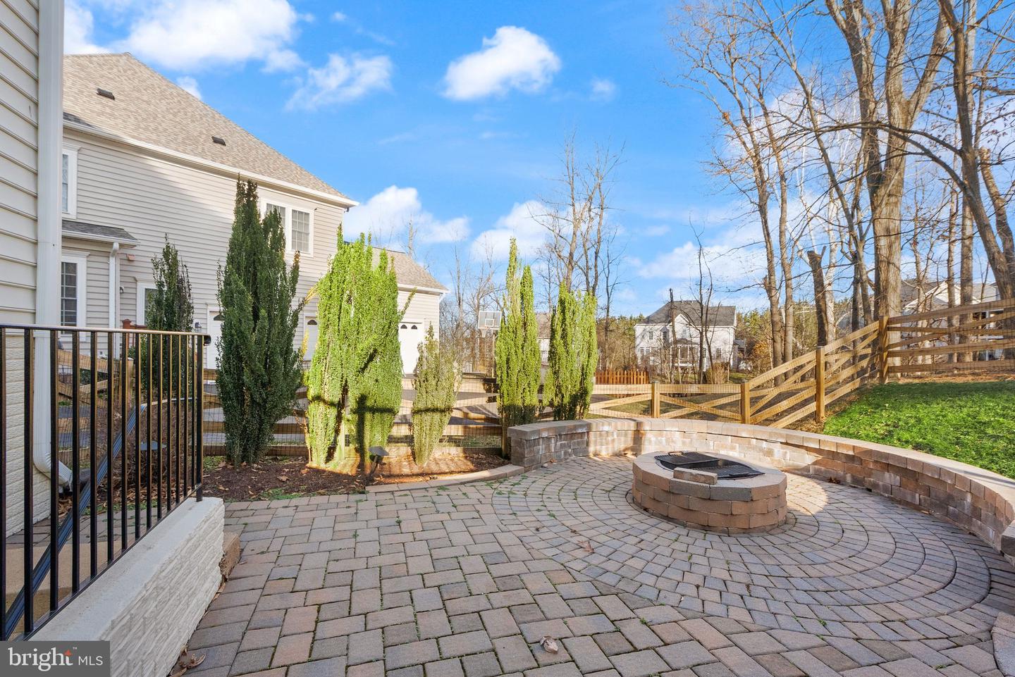 19126 STREAM CROSSING CT, LEESBURG, Virginia 20176, 4 Bedrooms Bedrooms, ,4 BathroomsBathrooms,Residential,For sale,19126 STREAM CROSSING CT,VALO2114084 MLS # VALO2114084