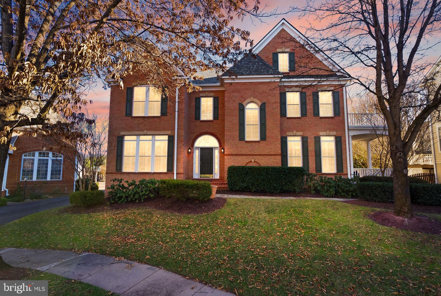 19126 STREAM CROSSING CT, LEESBURG, Virginia 20176, 4 Bedrooms Bedrooms, ,4 BathroomsBathrooms,Residential,For sale,19126 STREAM CROSSING CT,VALO2114084 MLS # VALO2114084