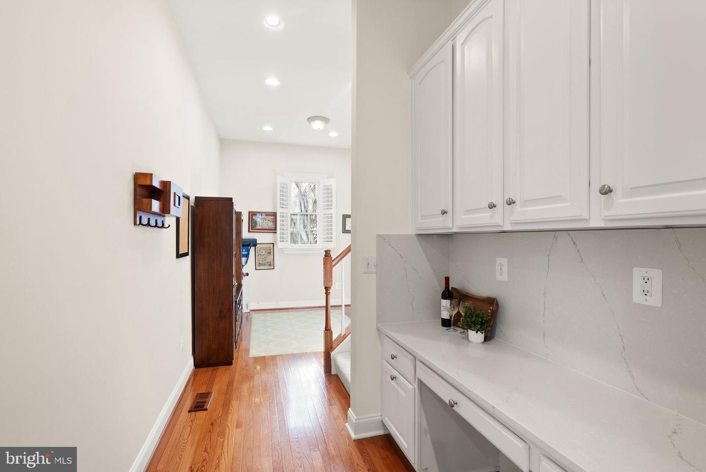 19126 STREAM CROSSING CT, LEESBURG, Virginia 20176, 4 Bedrooms Bedrooms, ,4 BathroomsBathrooms,Residential,For sale,19126 STREAM CROSSING CT,VALO2114084 MLS # VALO2114084